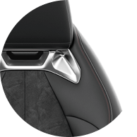 GR Supra - Tapicerka z alcantary z elementami skóry w kolorze czarnym