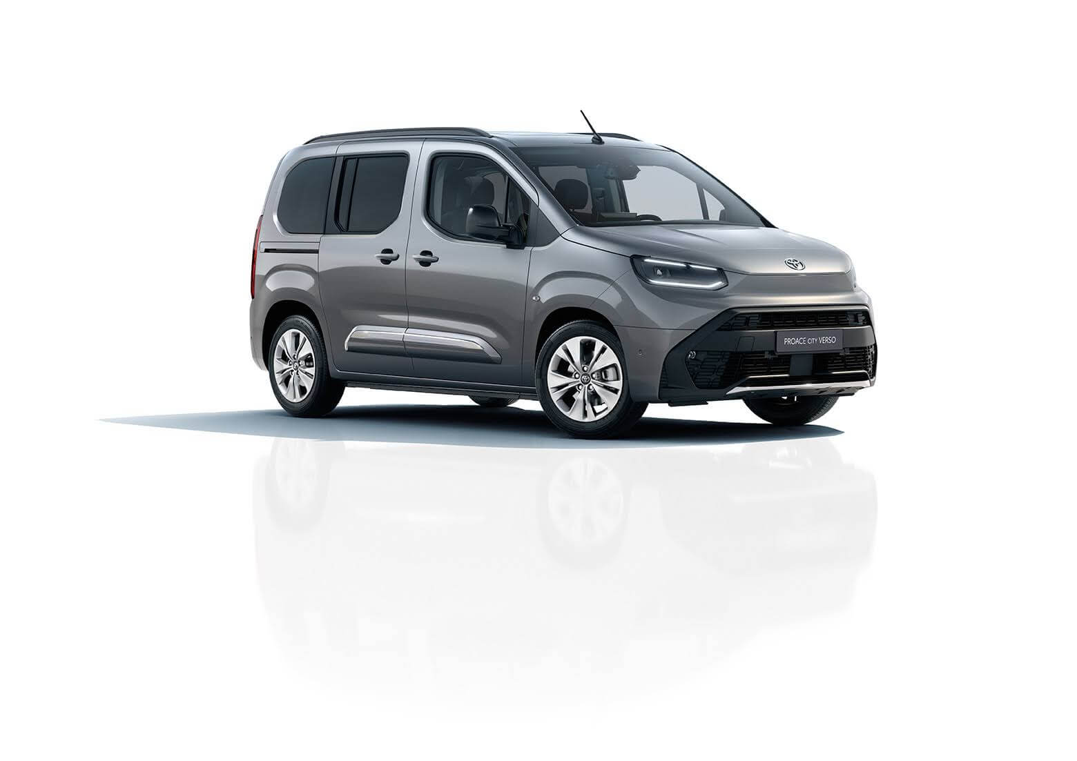 Nowy samochód osobowy Toyota Proace City Verso – przód samochodu – Toyota Walder Zabrze