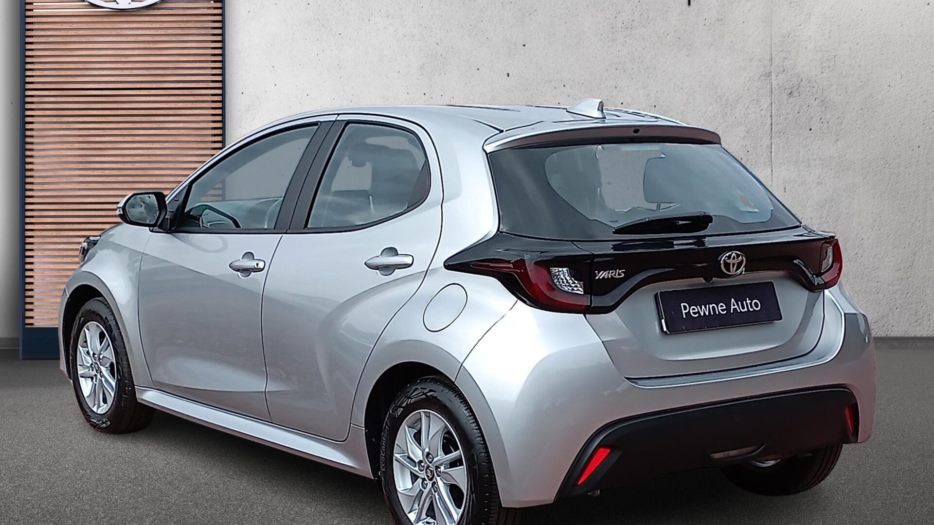 Toyota Yaris - zdjęcie 3