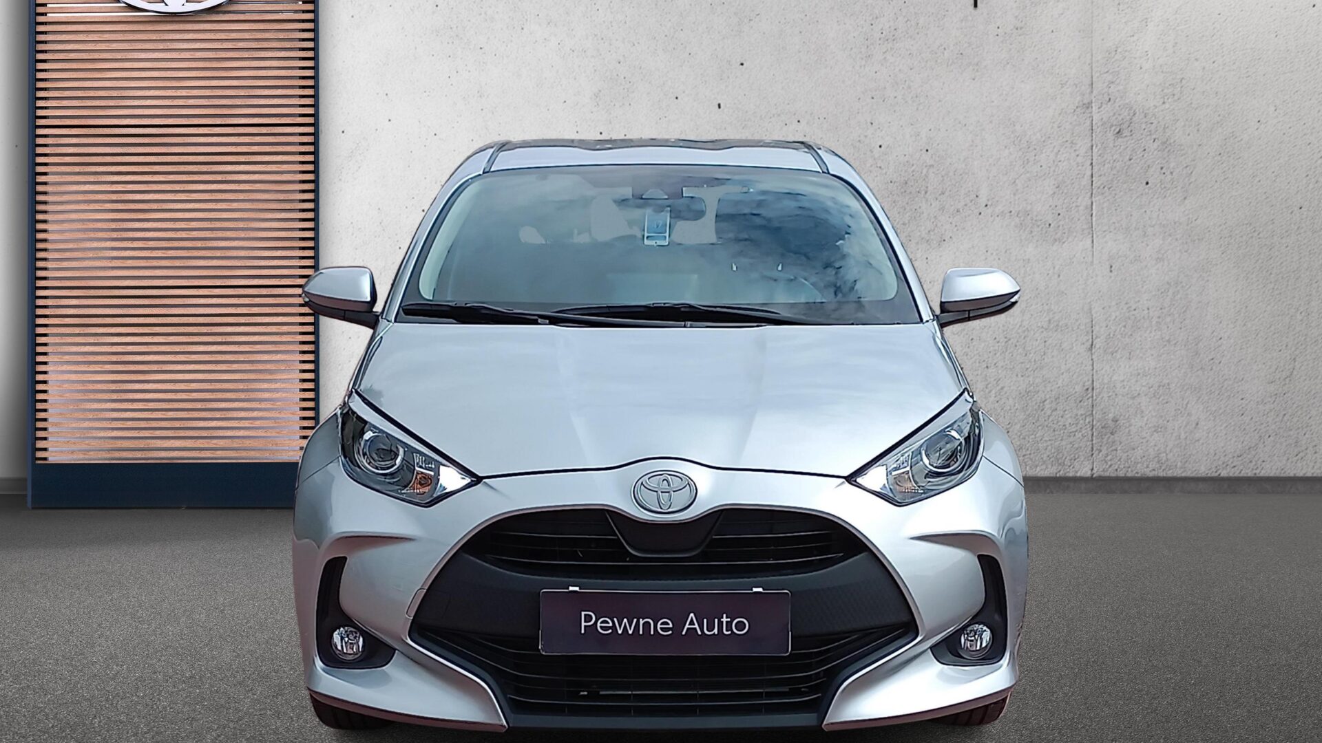 Toyota Yaris - zdjęcie 8