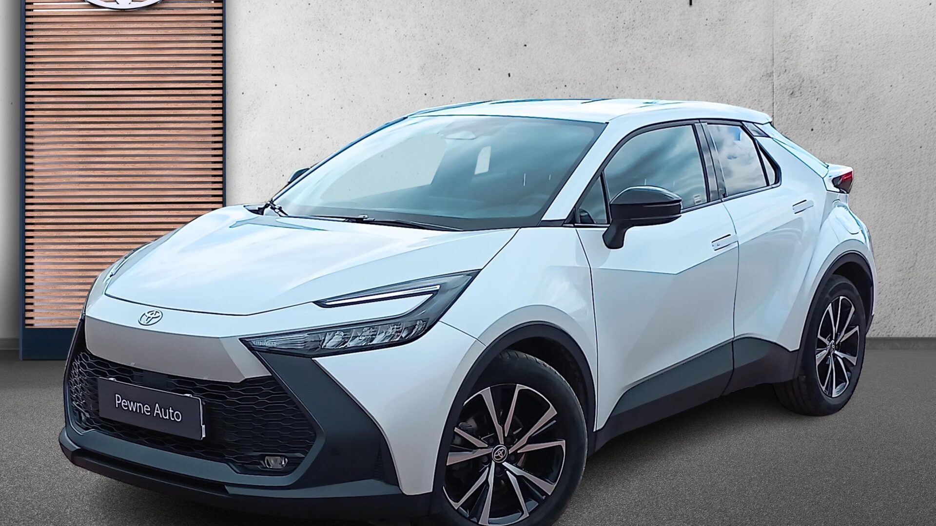 Toyota C-HR - zdjęcie 1