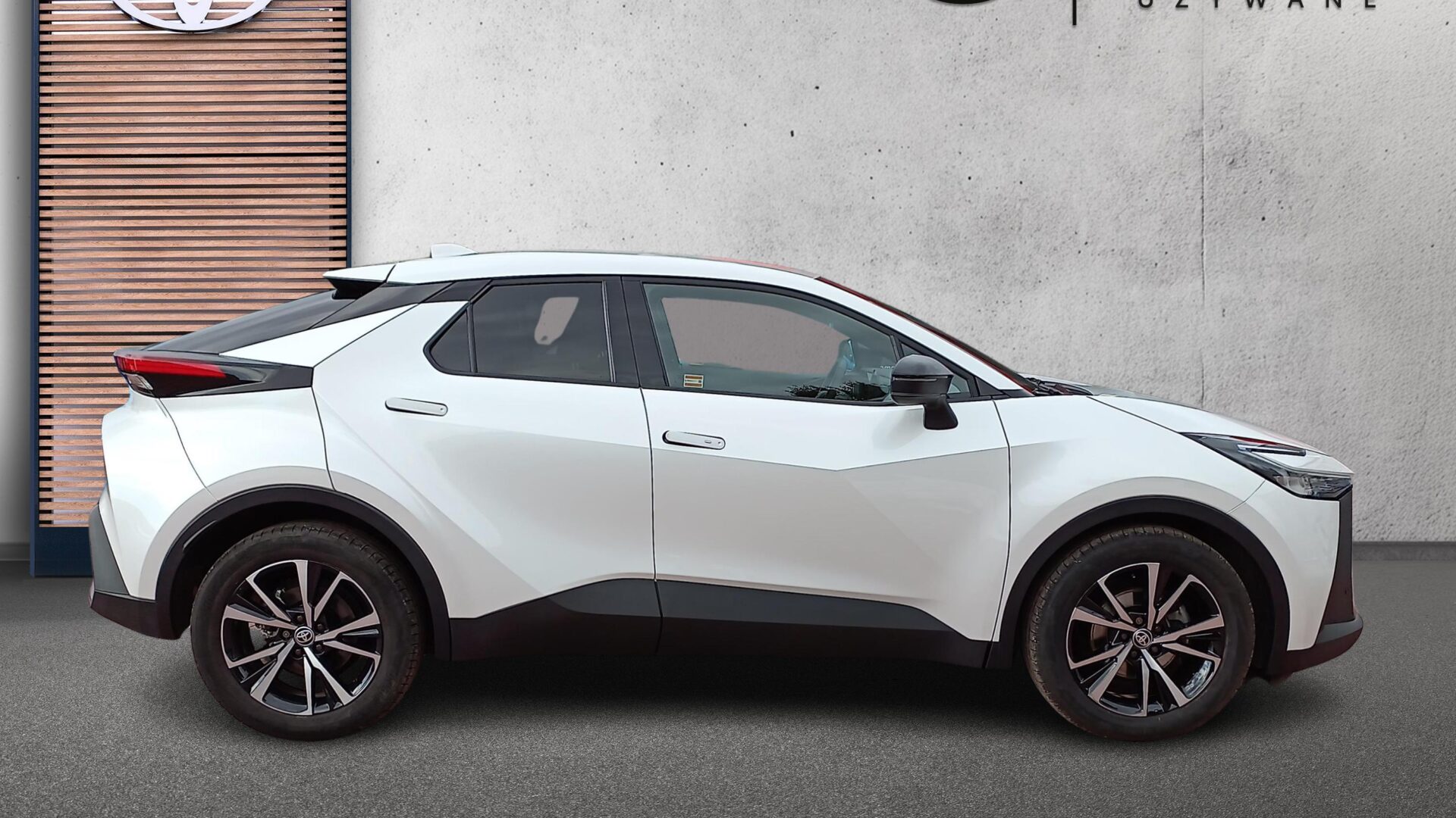 Toyota C-HR - zdjęcie 6