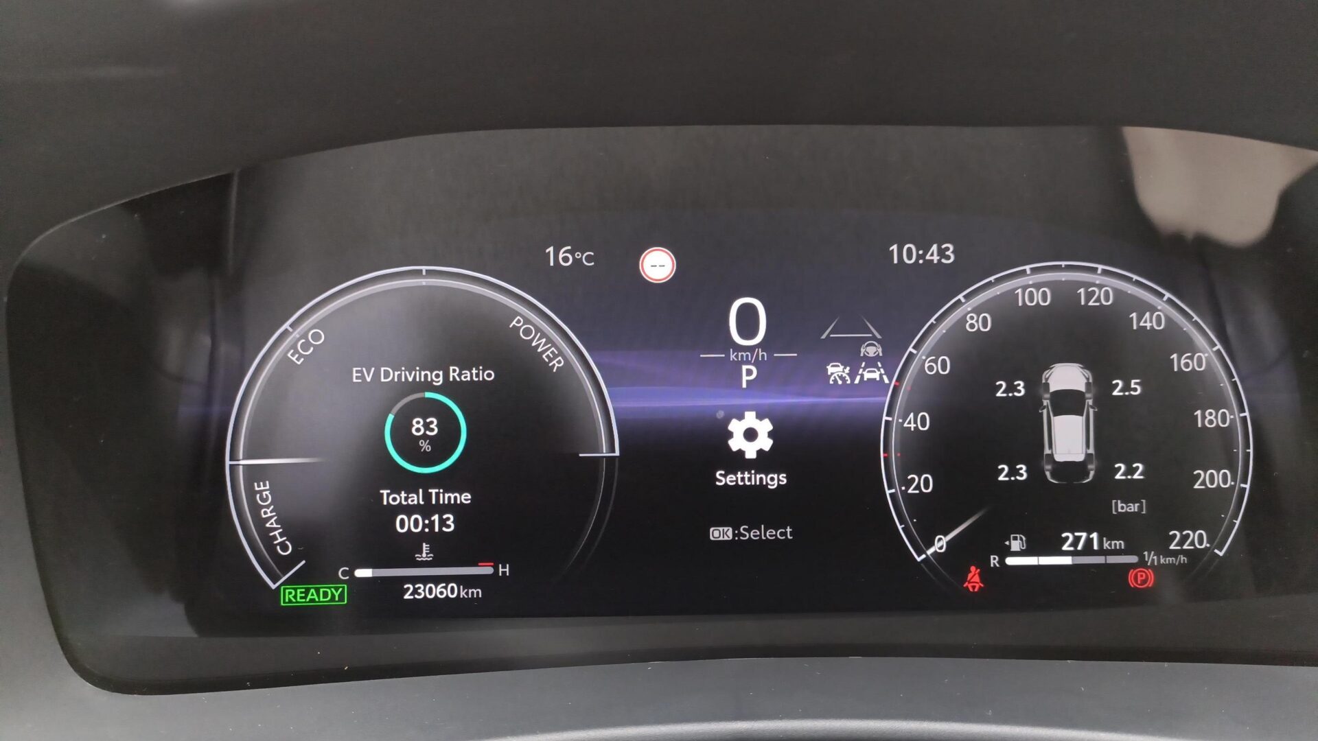 Toyota C-HR - zdjęcie 16