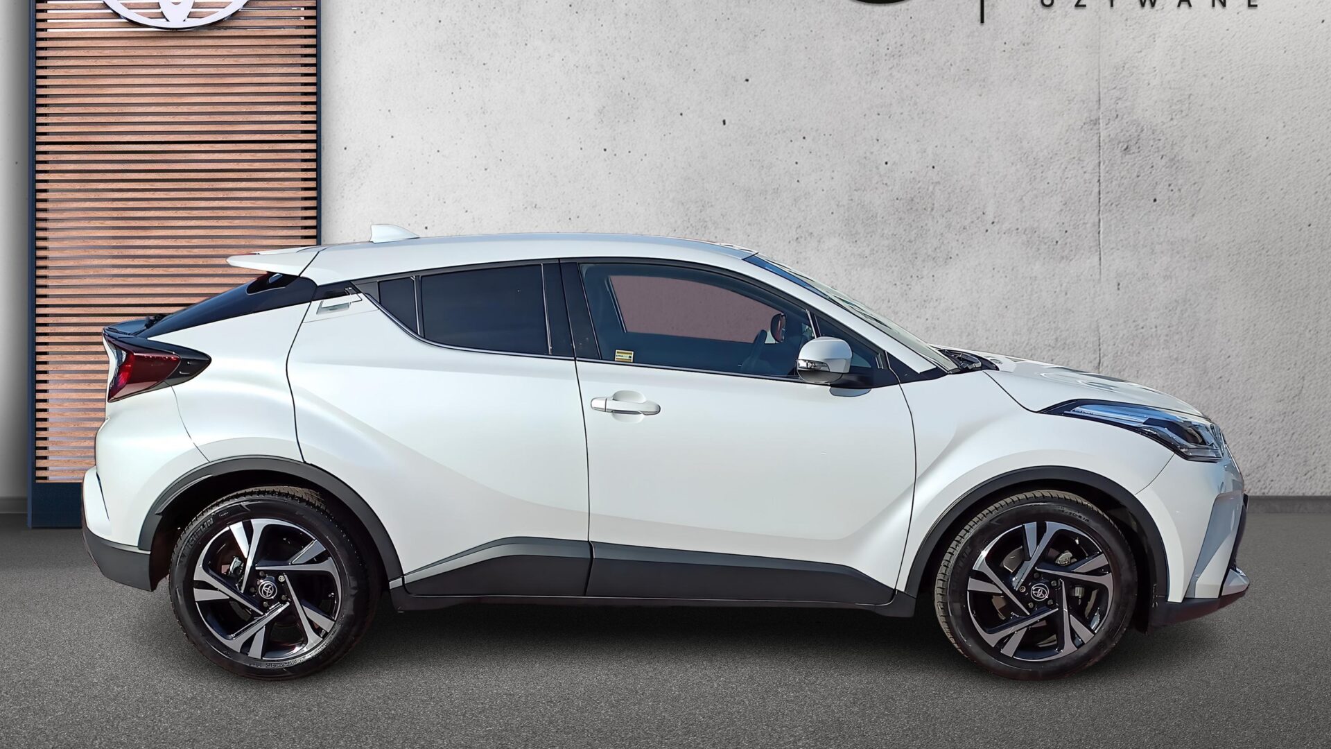 Toyota C-HR - zdjęcie 6