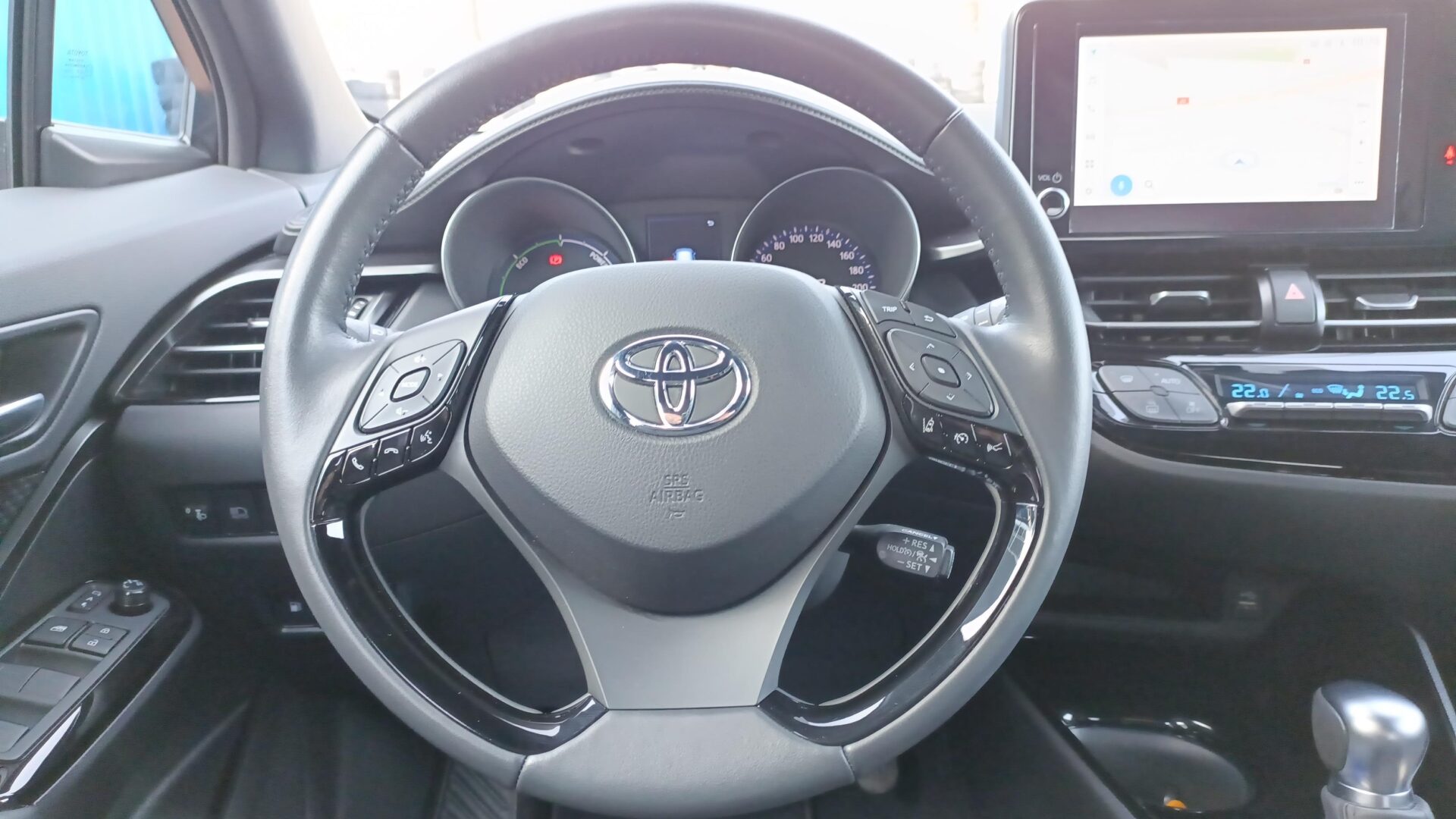 Toyota C-HR - zdjęcie 12