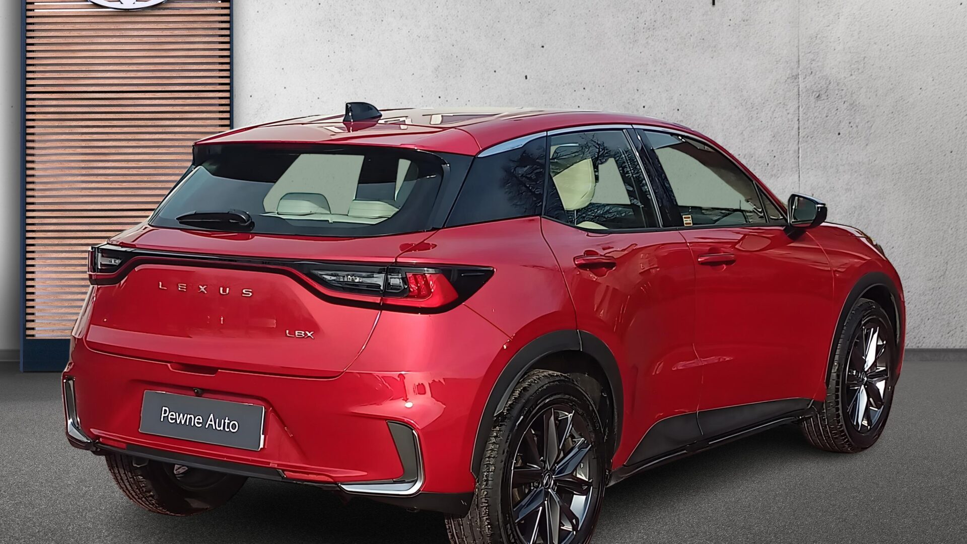 Lexus LBX - zdjęcie 5