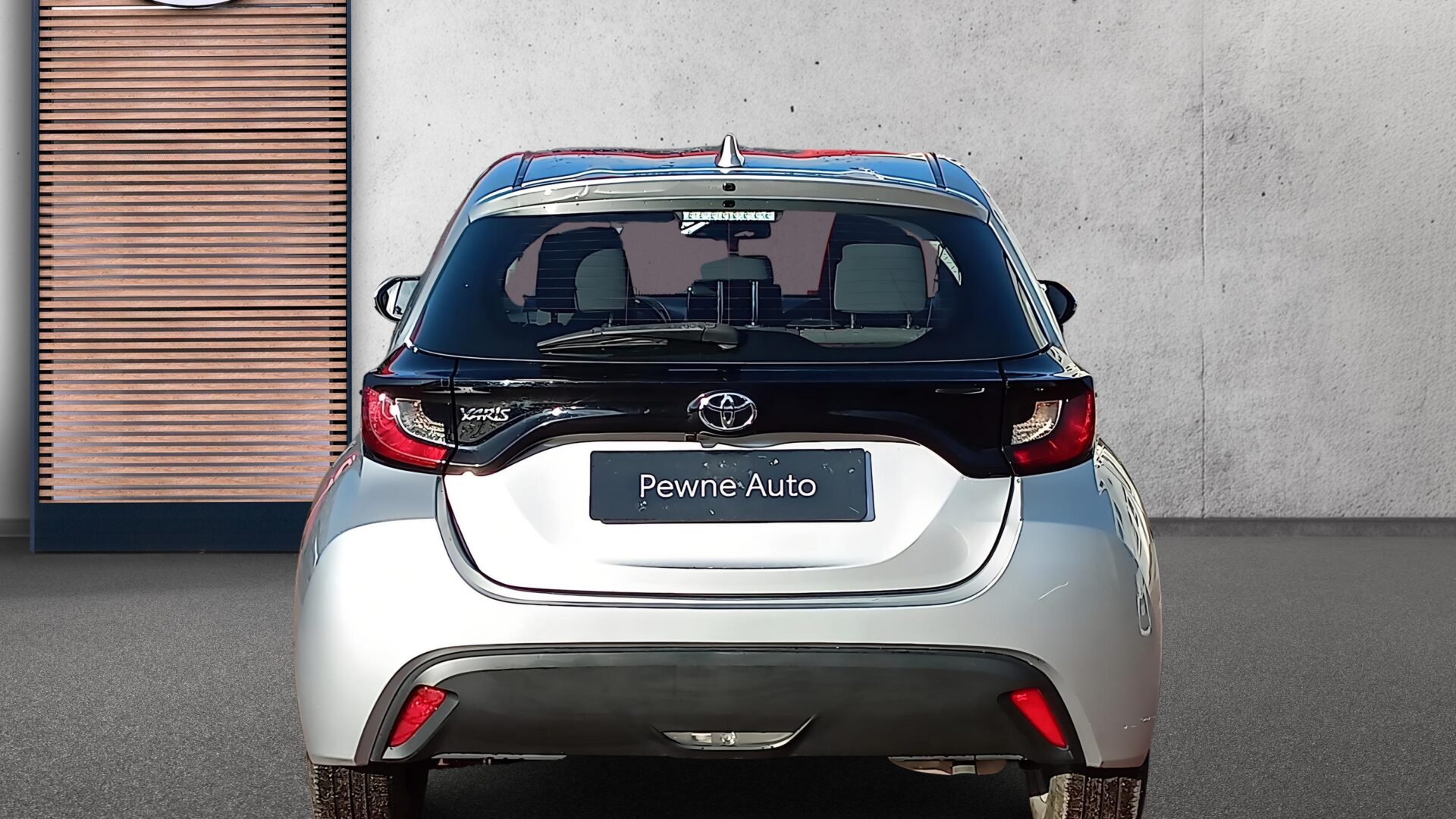 Toyota Yaris - zdjęcie 4