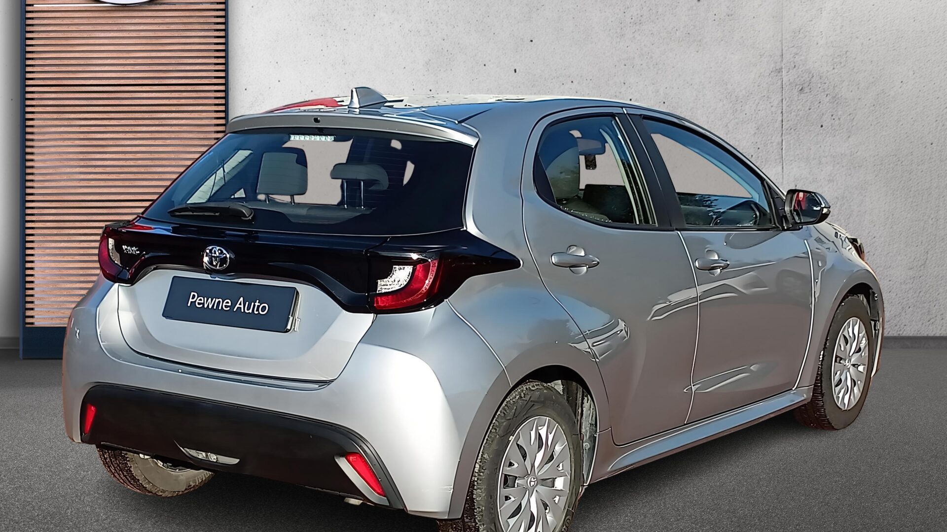 Toyota Yaris - zdjęcie 5