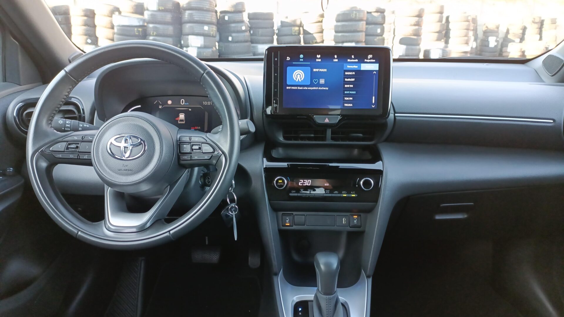 Toyota Yaris Cross - zdjęcie 11