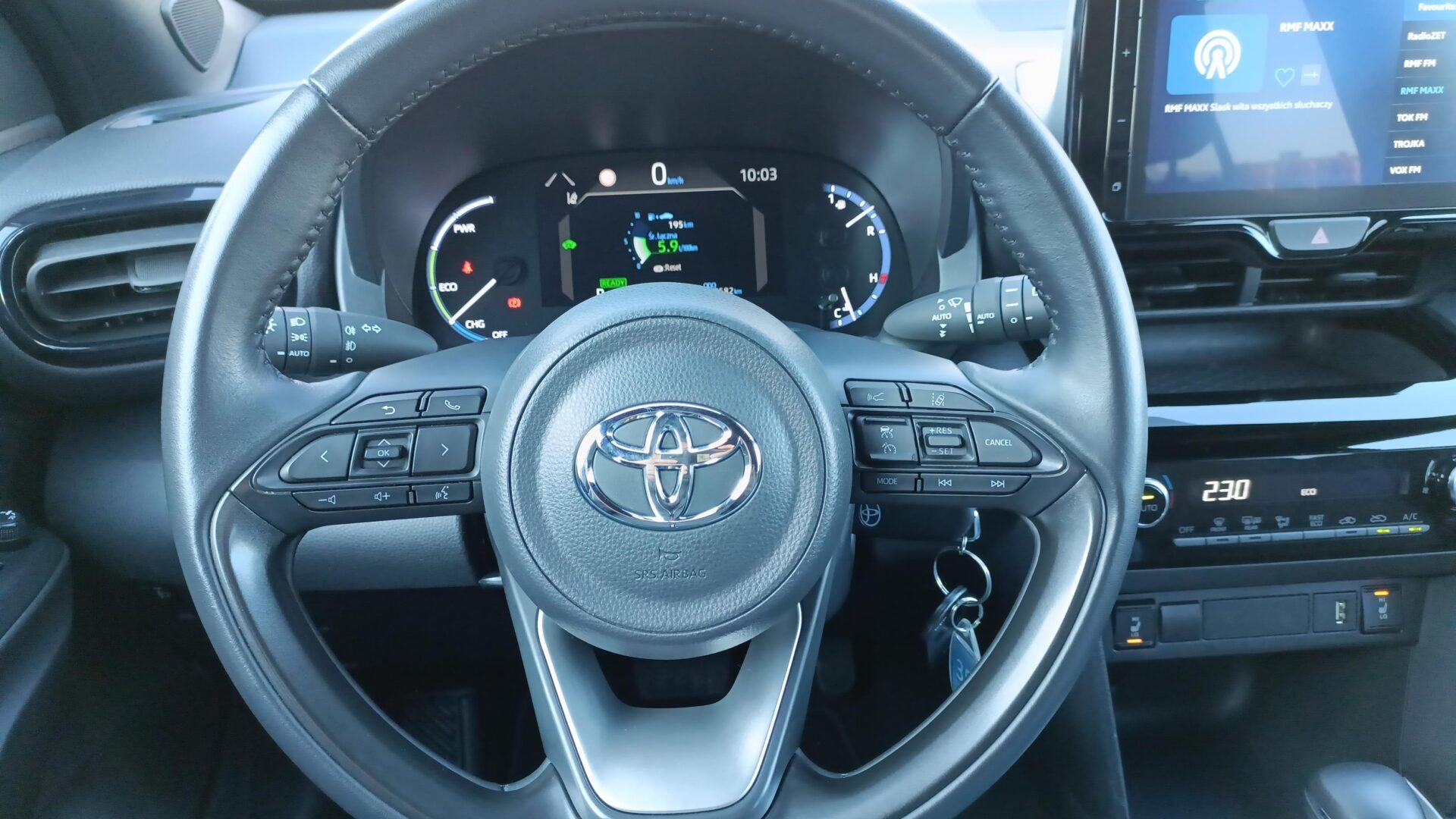 Toyota Yaris Cross - zdjęcie 16