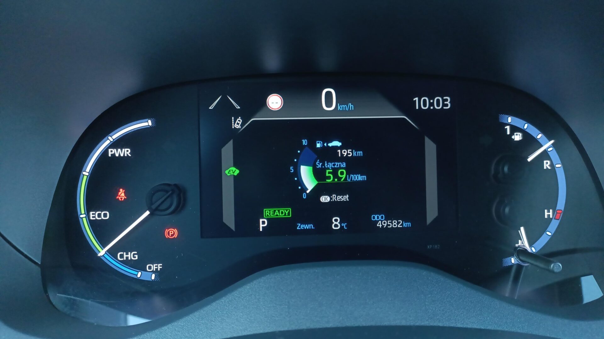 Toyota Yaris Cross - zdjęcie 17