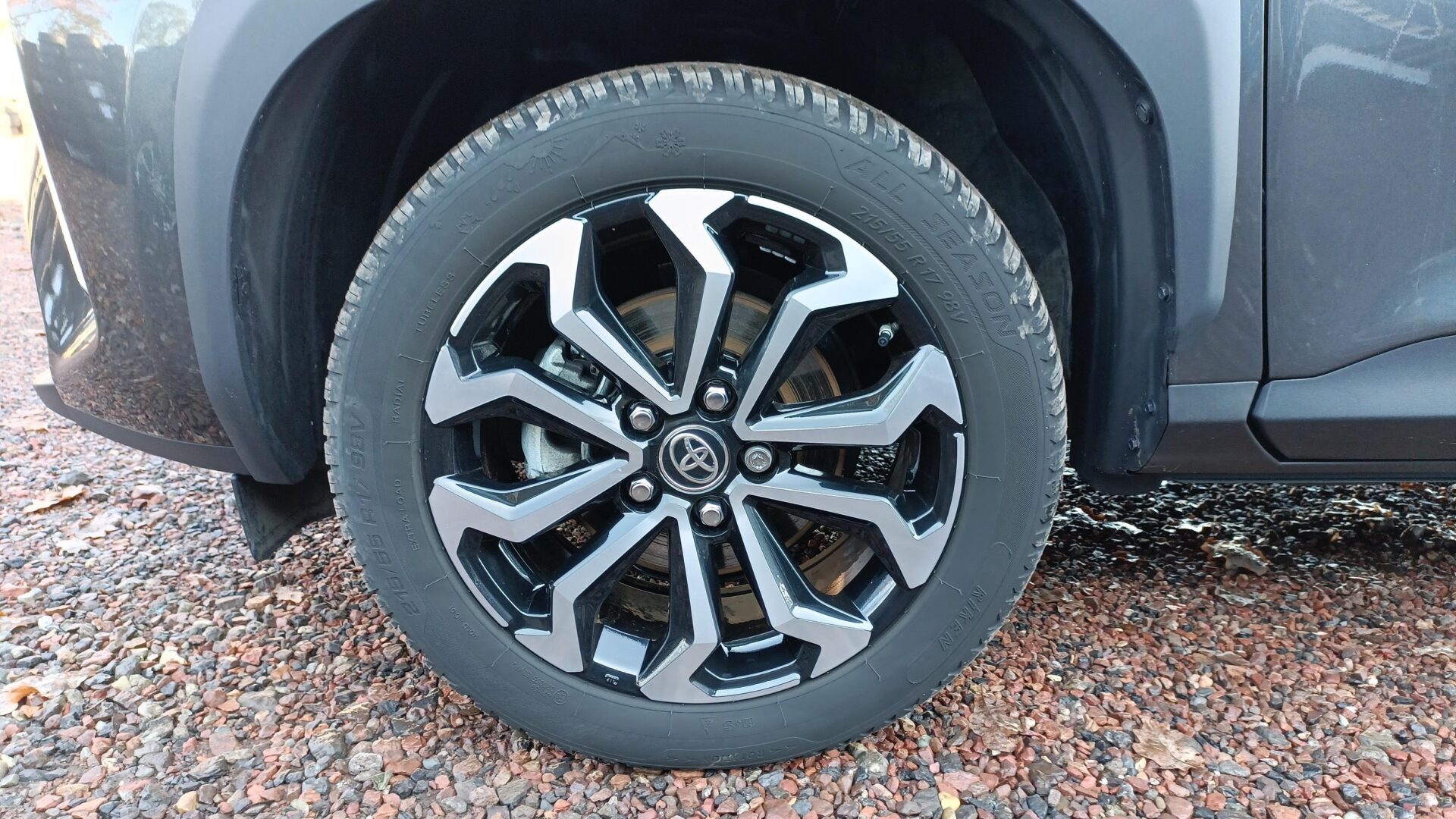 Toyota Yaris Cross - zdjęcie 19