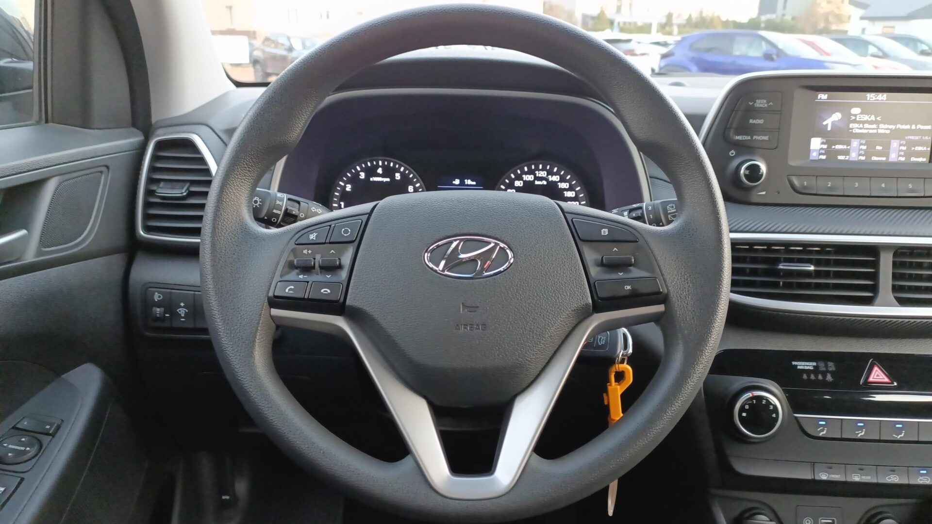 Hyundai Tucson - zdjęcie 15