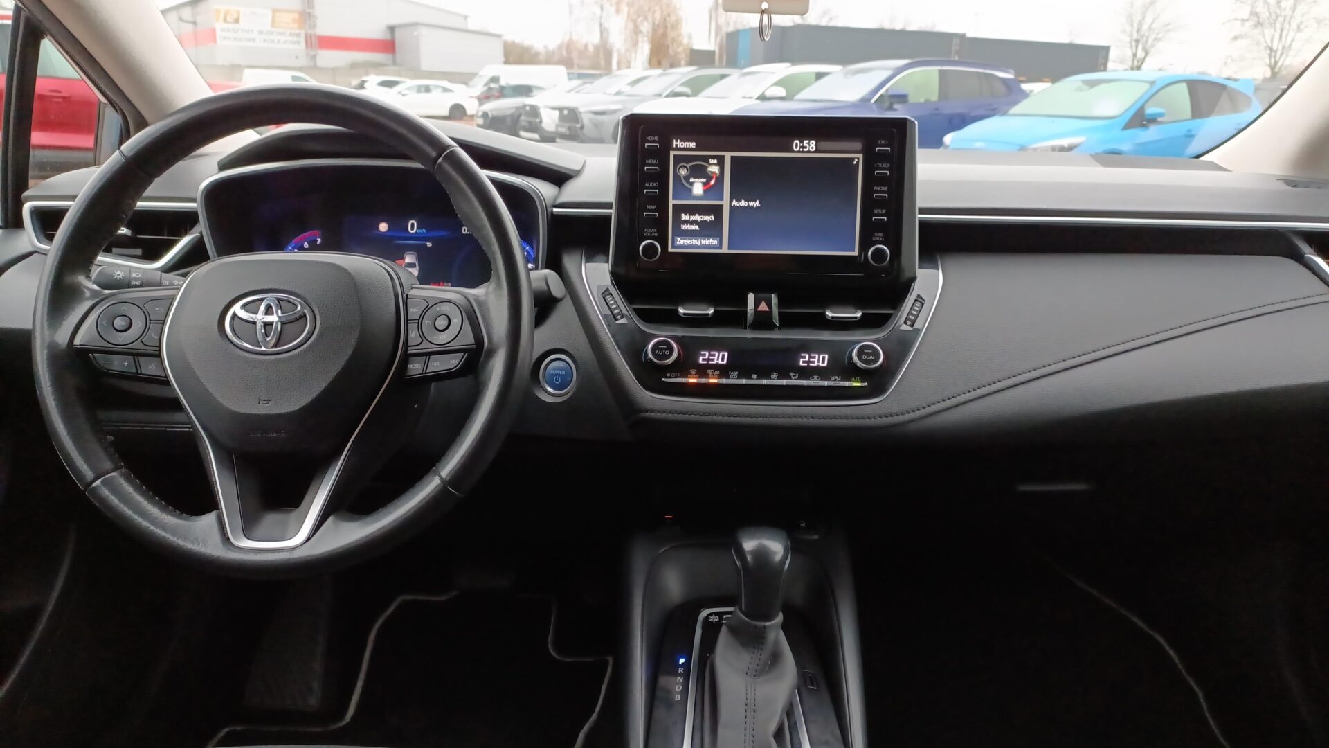 Toyota Corolla - zdjęcie 13