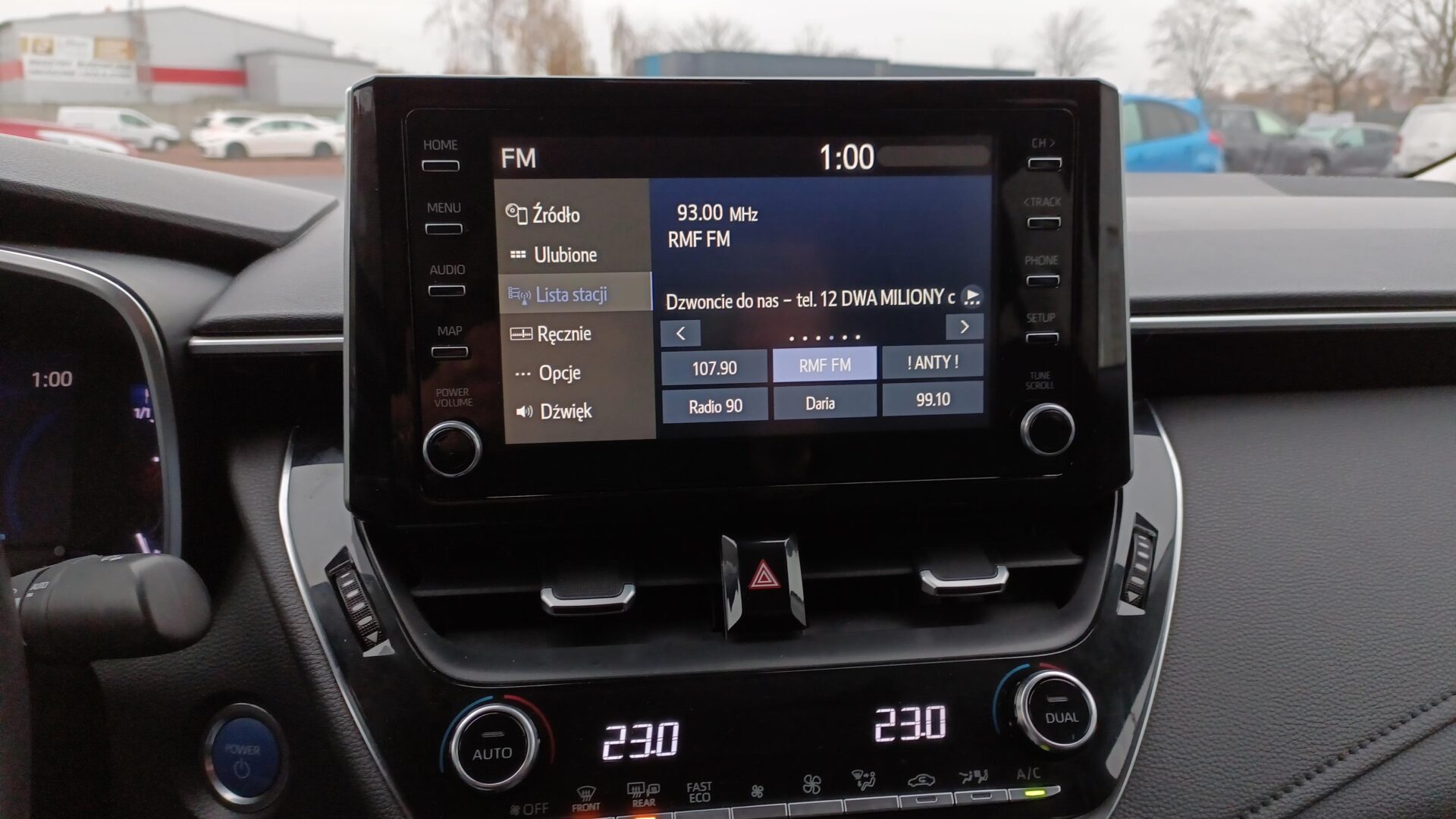 Toyota Corolla - zdjęcie 18