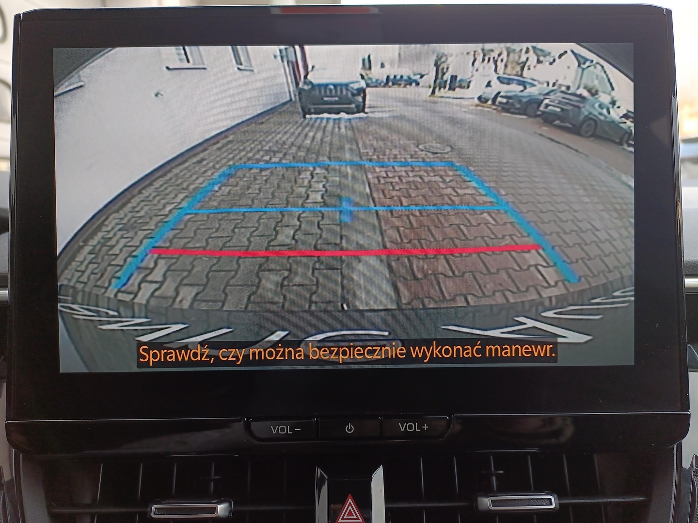 Toyota Corolla - zdjęcie 17