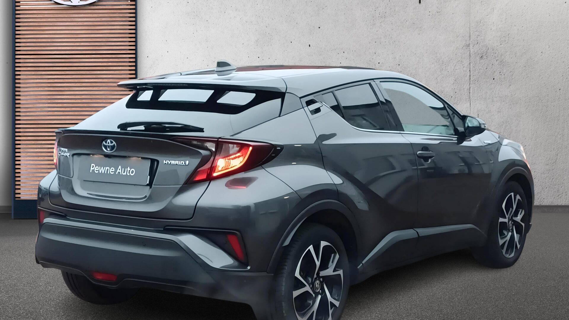 Toyota C-HR - zdjęcie 8