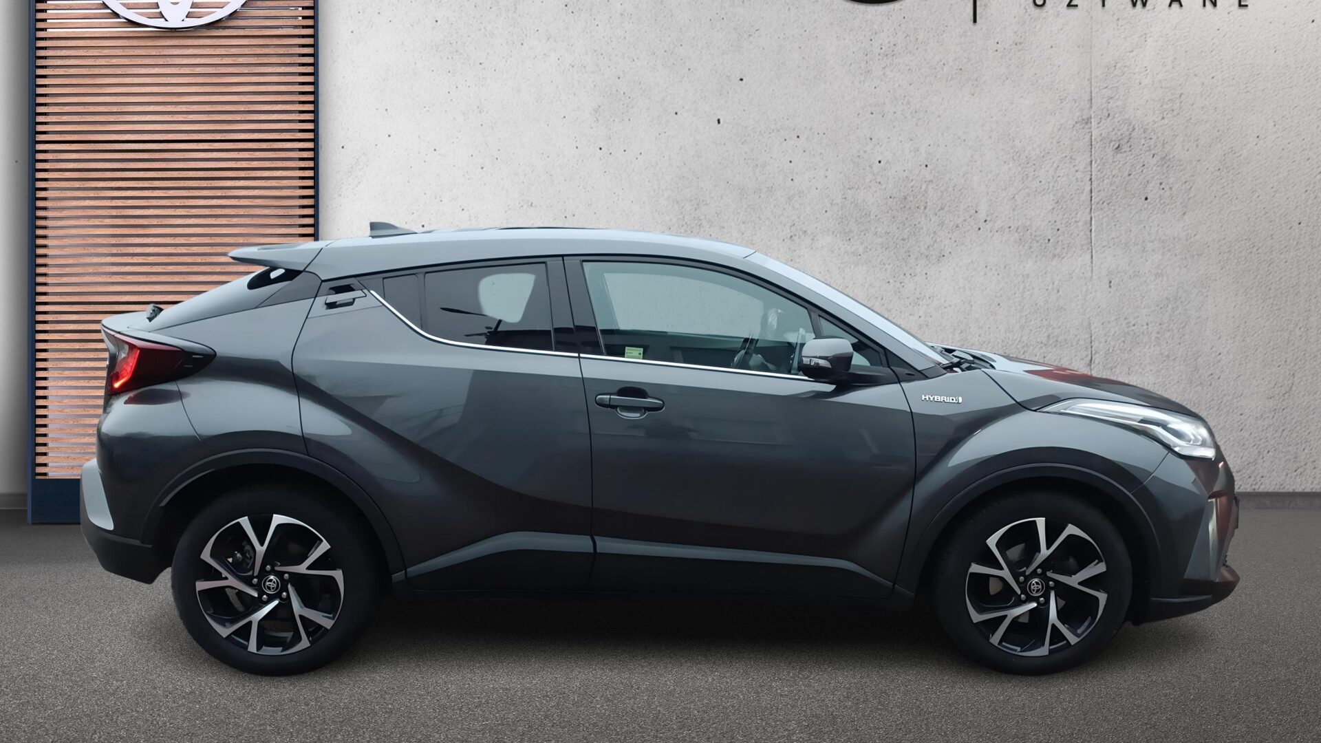 Toyota C-HR - zdjęcie 4