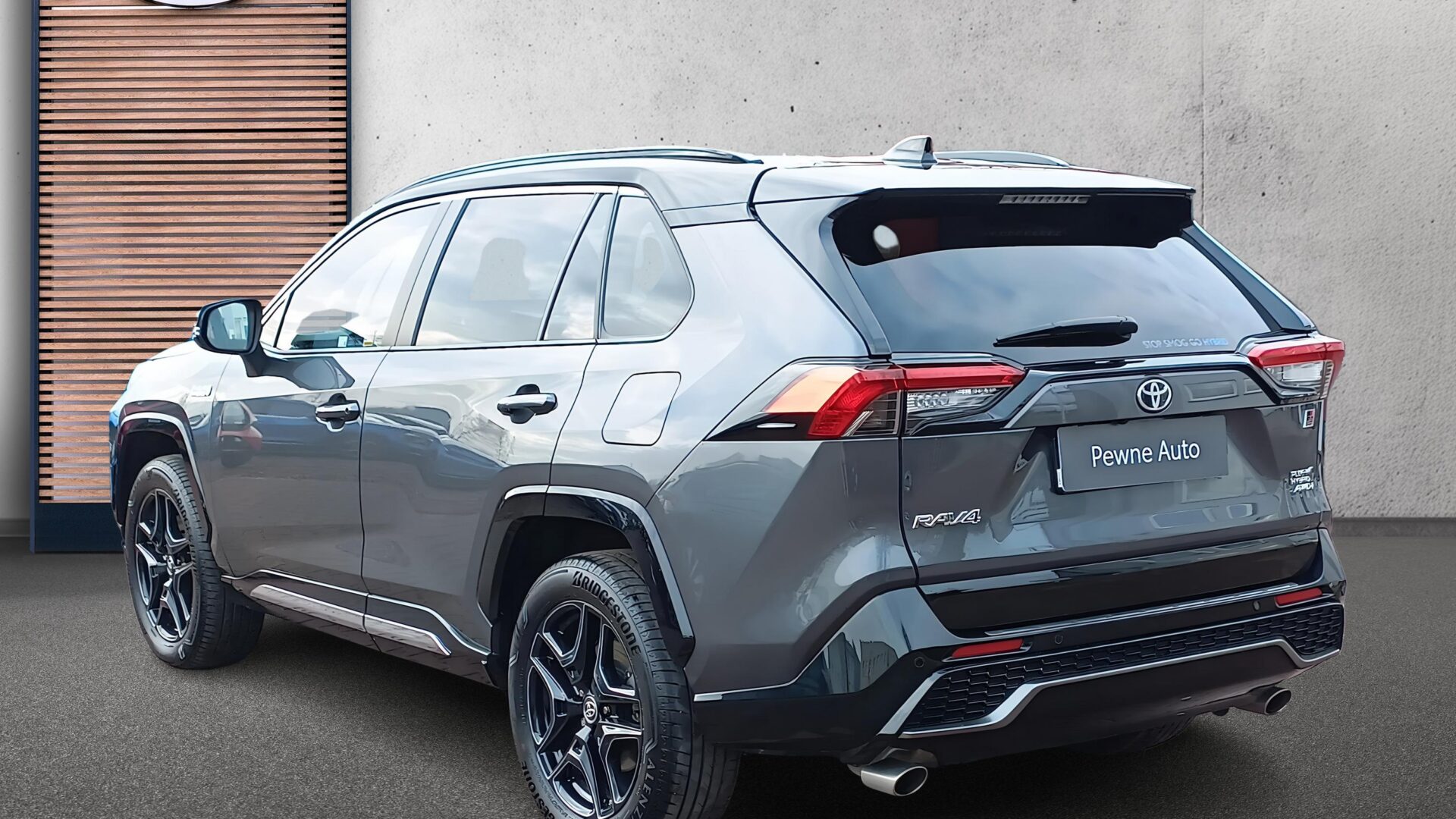 Toyota RAV4 - zdjęcie 3