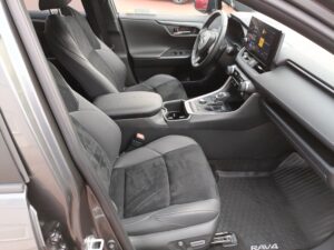 Toyota RAV4 - miniatura 9