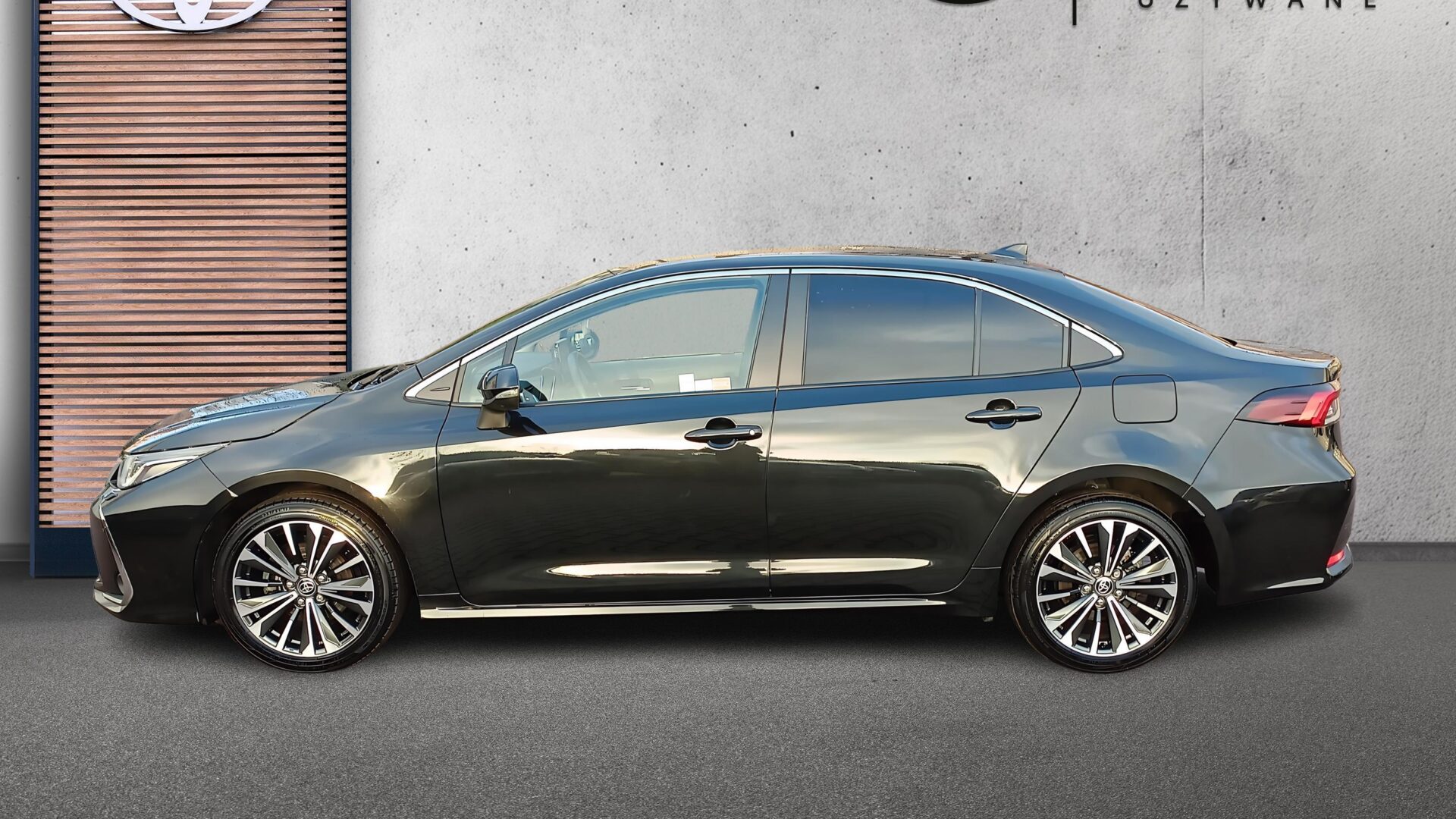 Toyota Corolla - zdjęcie 2