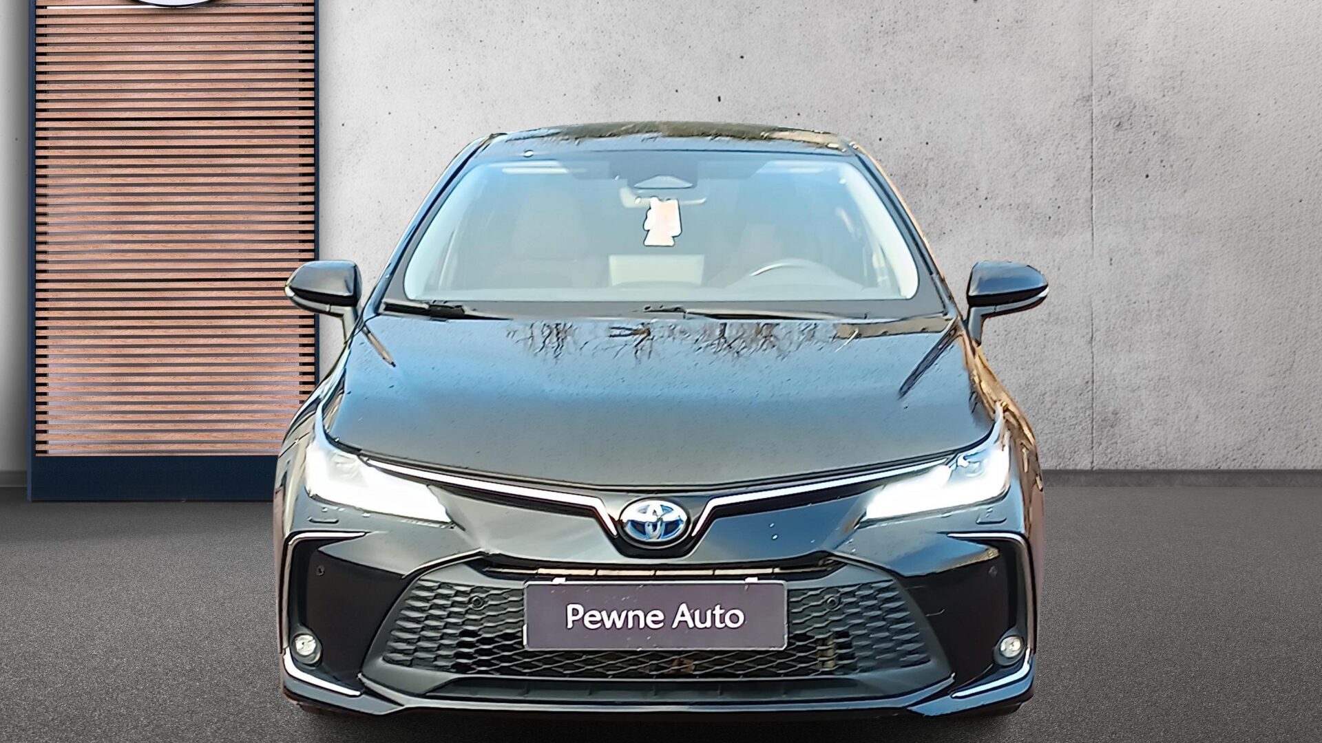 Toyota Corolla - zdjęcie 8