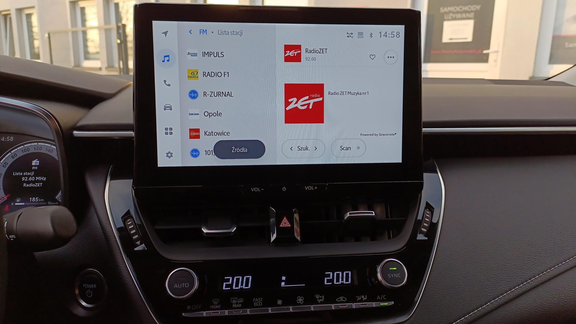 Toyota Corolla - zdjęcie 18