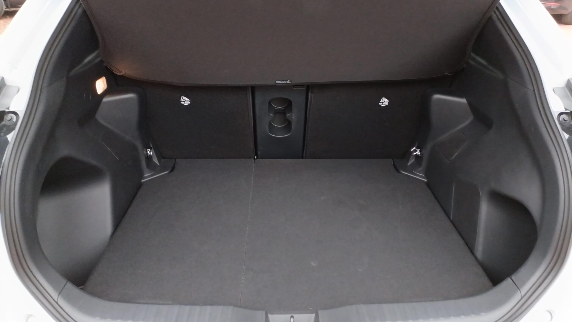 Toyota Yaris Cross - zdjęcie 16