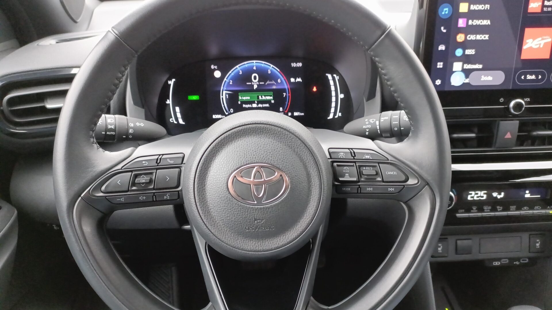 Toyota Yaris Cross - zdjęcie 15