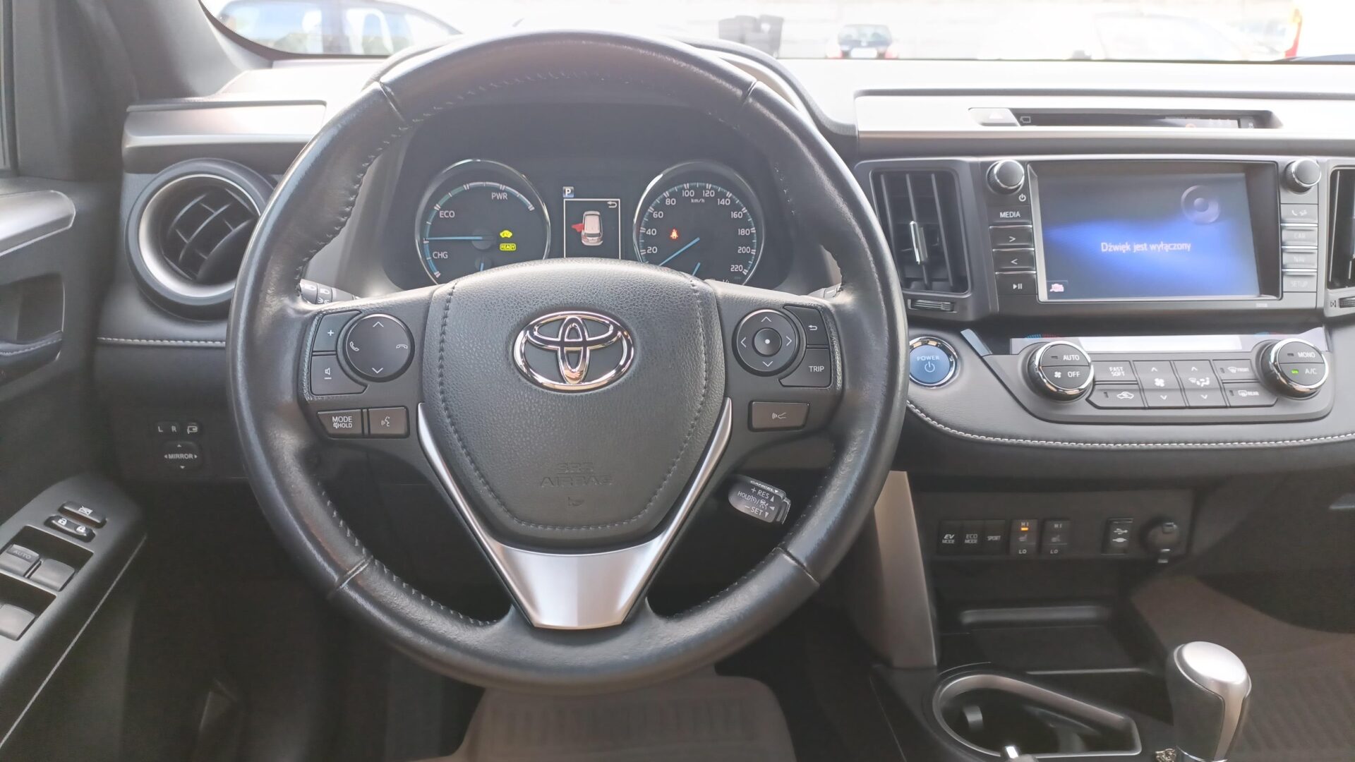 Toyota RAV4 - zdjęcie 12