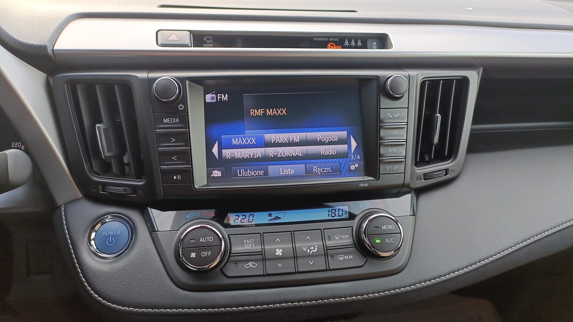 Toyota RAV4 - zdjęcie 18