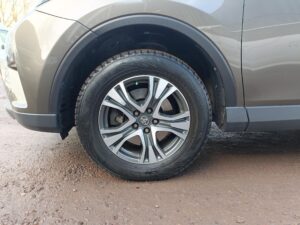 Toyota RAV4 - miniatura 19