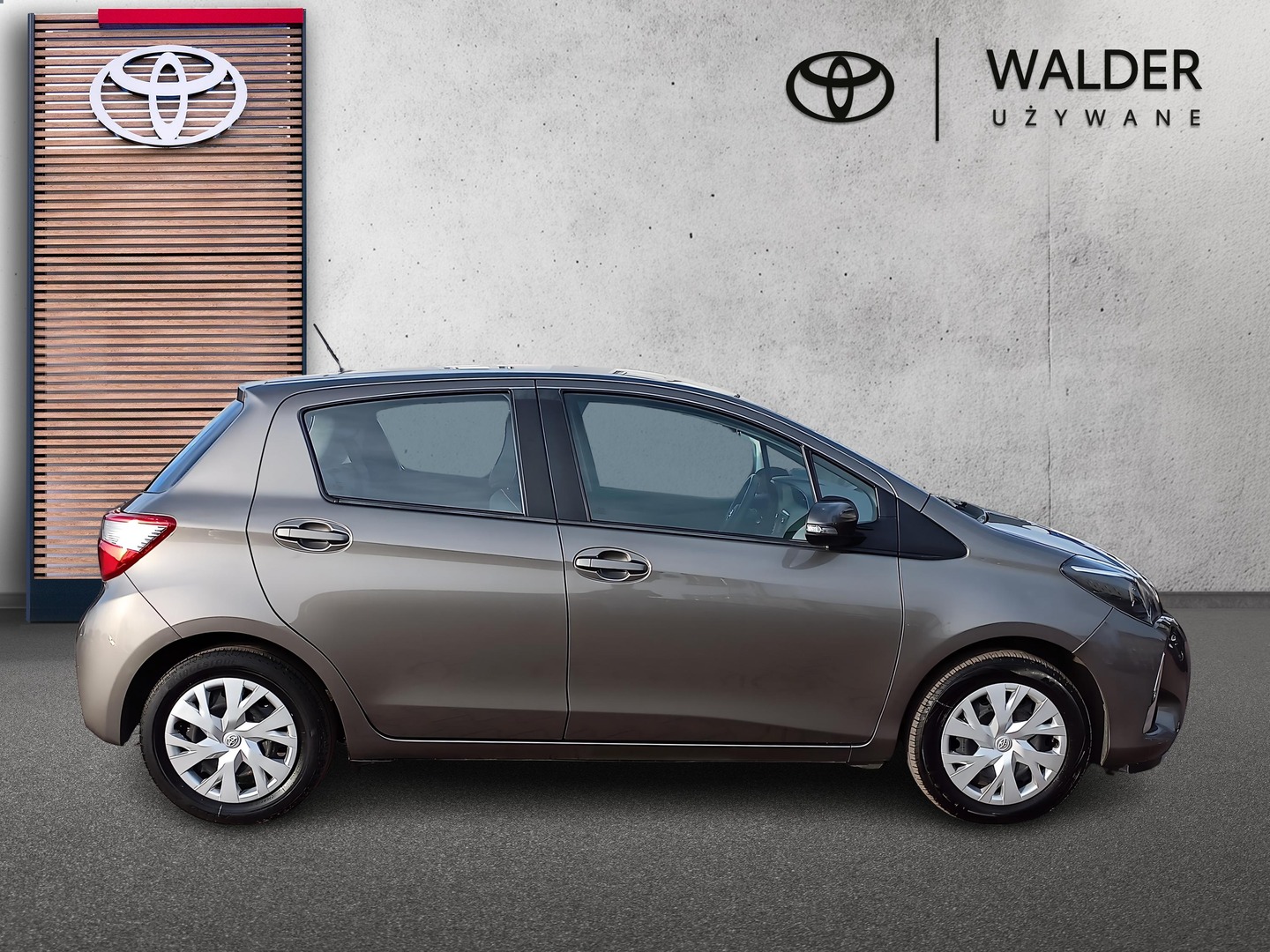 Toyota Yaris - zdjęcie 6