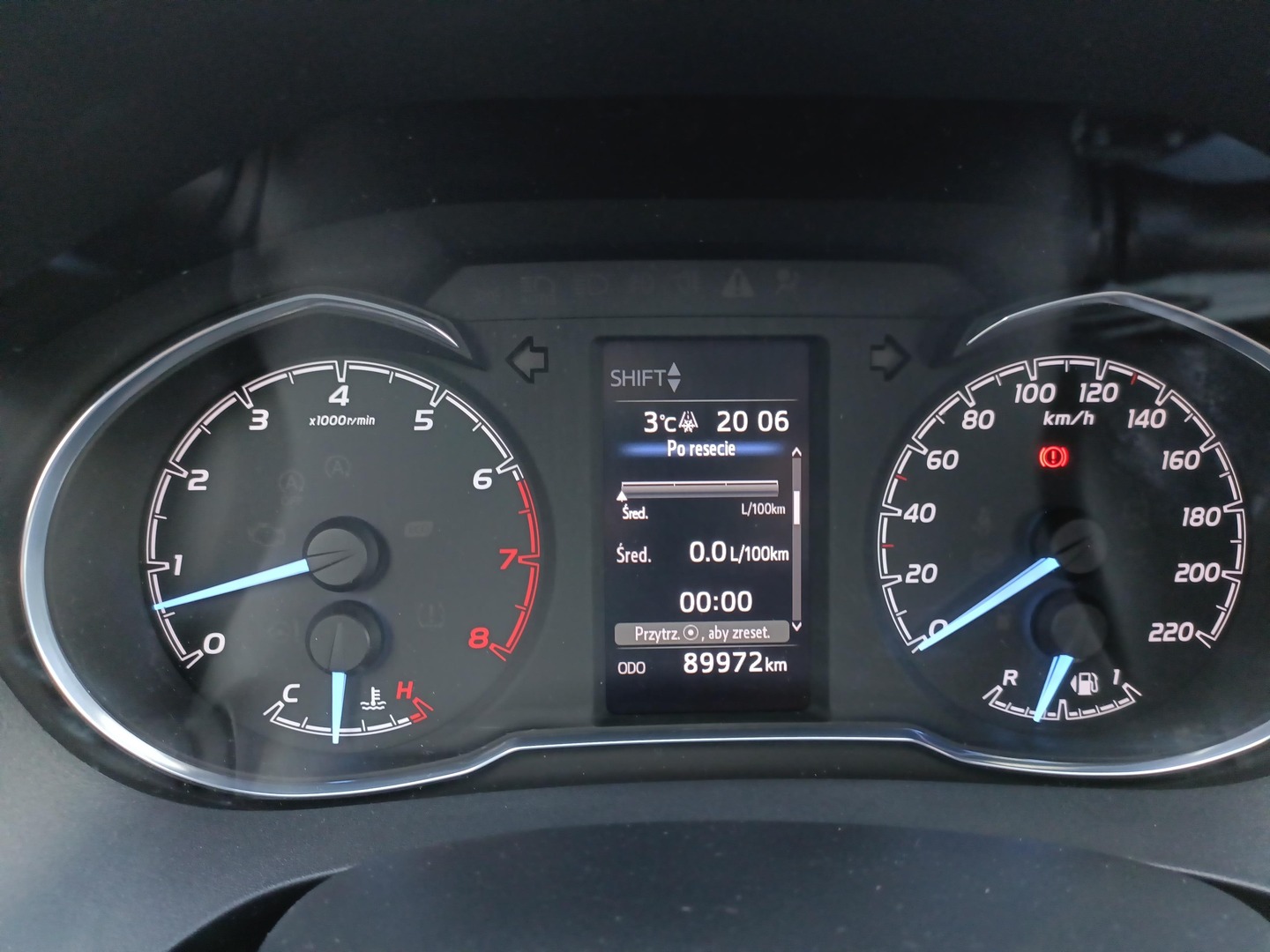 Toyota Yaris - zdjęcie 17