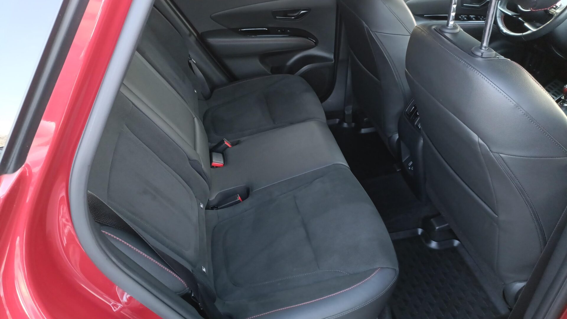 Hyundai Tucson - zdjęcie 10