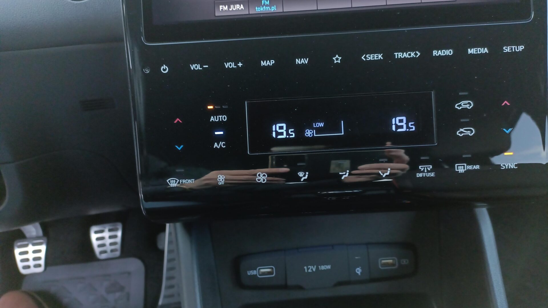 Hyundai Tucson - zdjęcie 22