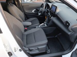 Toyota Yaris Cross - miniatura 9