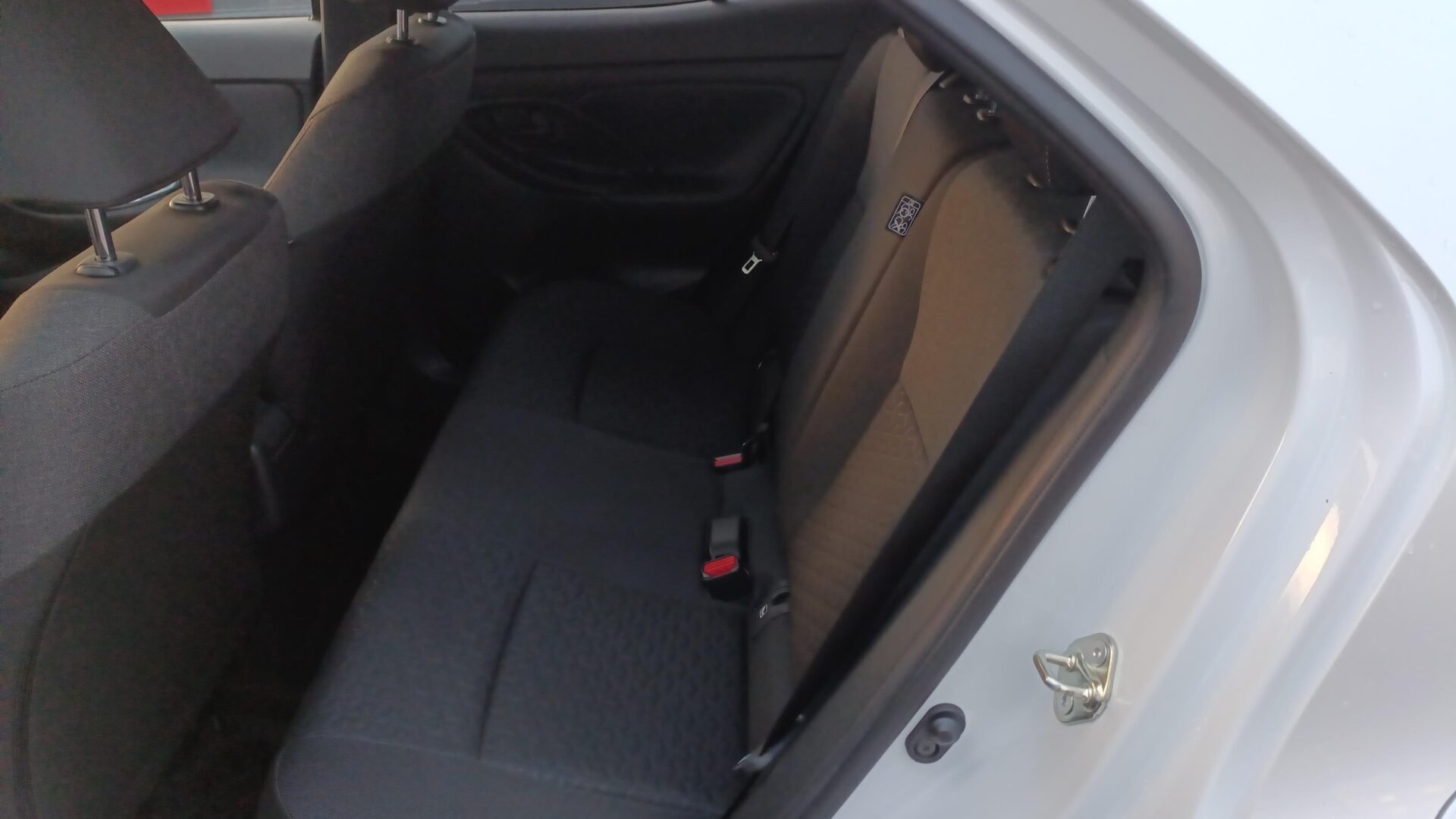 Toyota Yaris Cross - zdjęcie 14