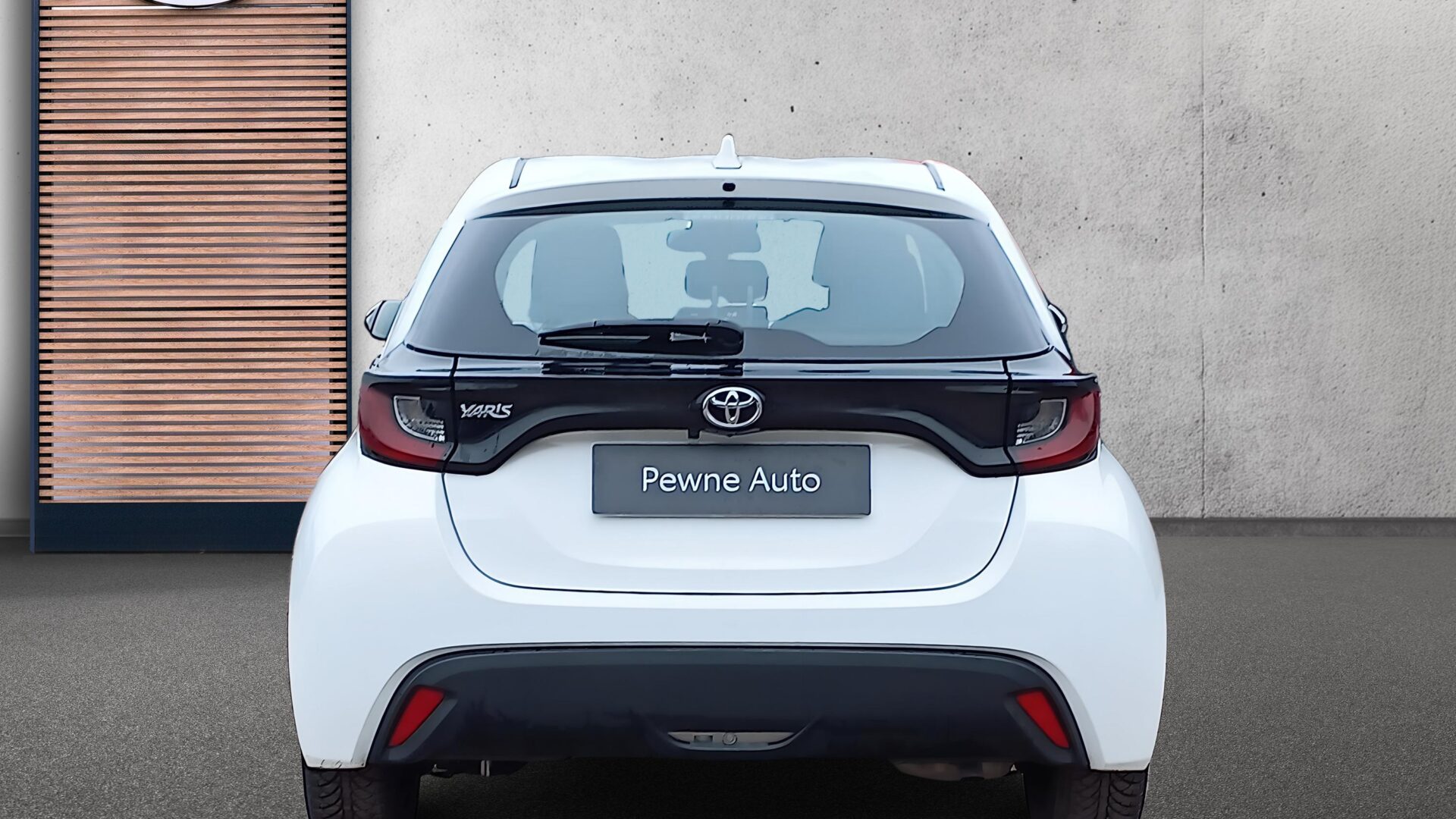 Toyota Yaris - zdjęcie 4