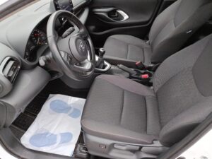 Toyota Yaris - miniatura 9