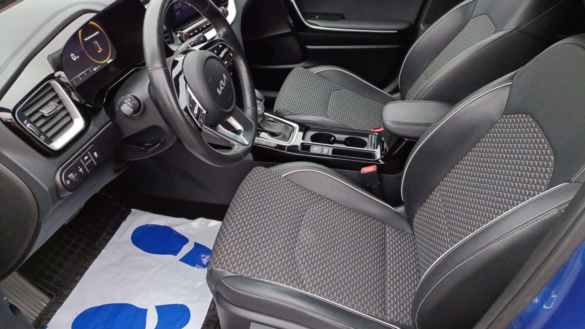 Kia XCeed - zdjęcie 9