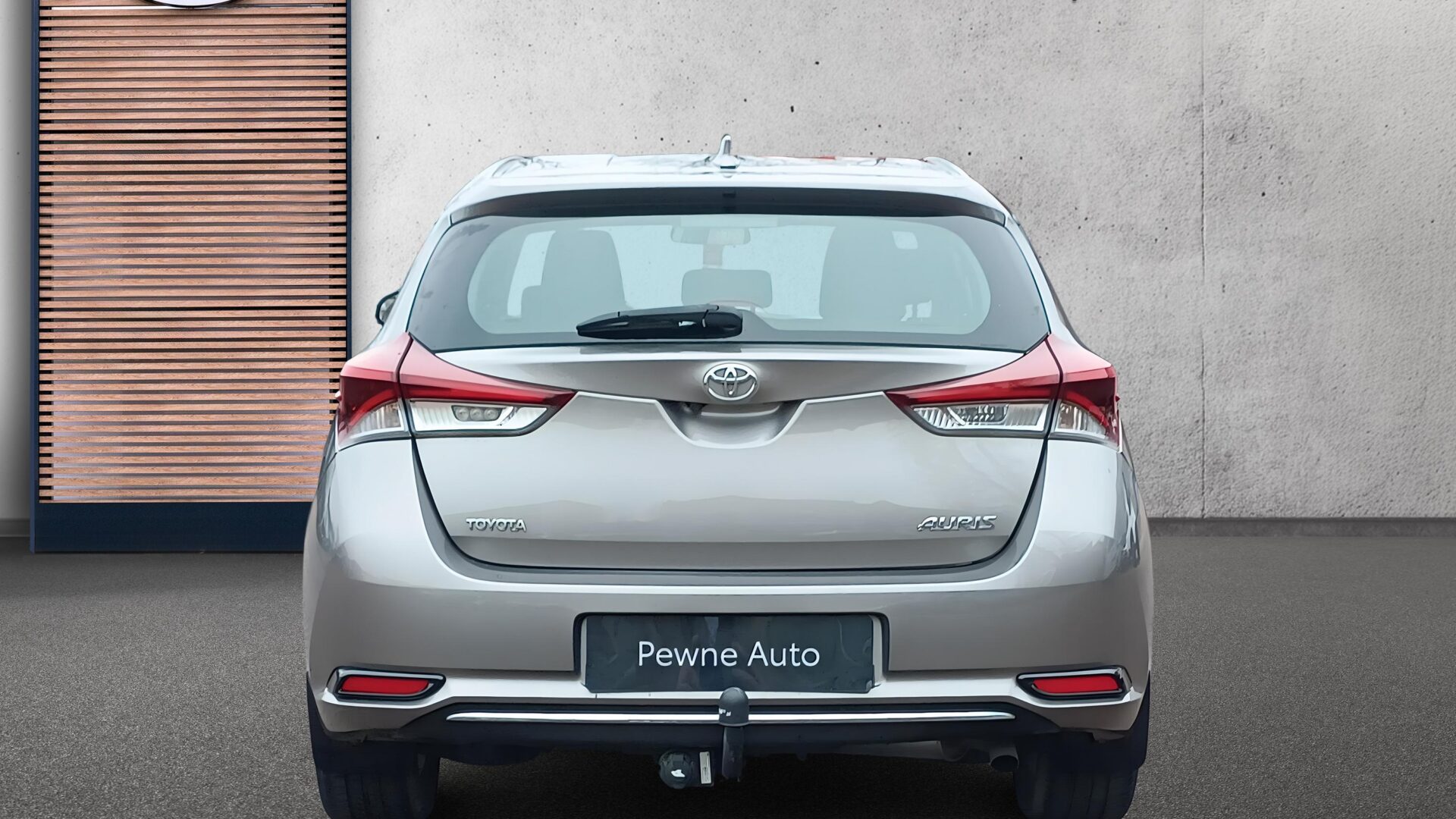 Toyota Auris - zdjęcie 7