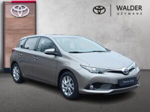 Toyota Auris - miniatura 3