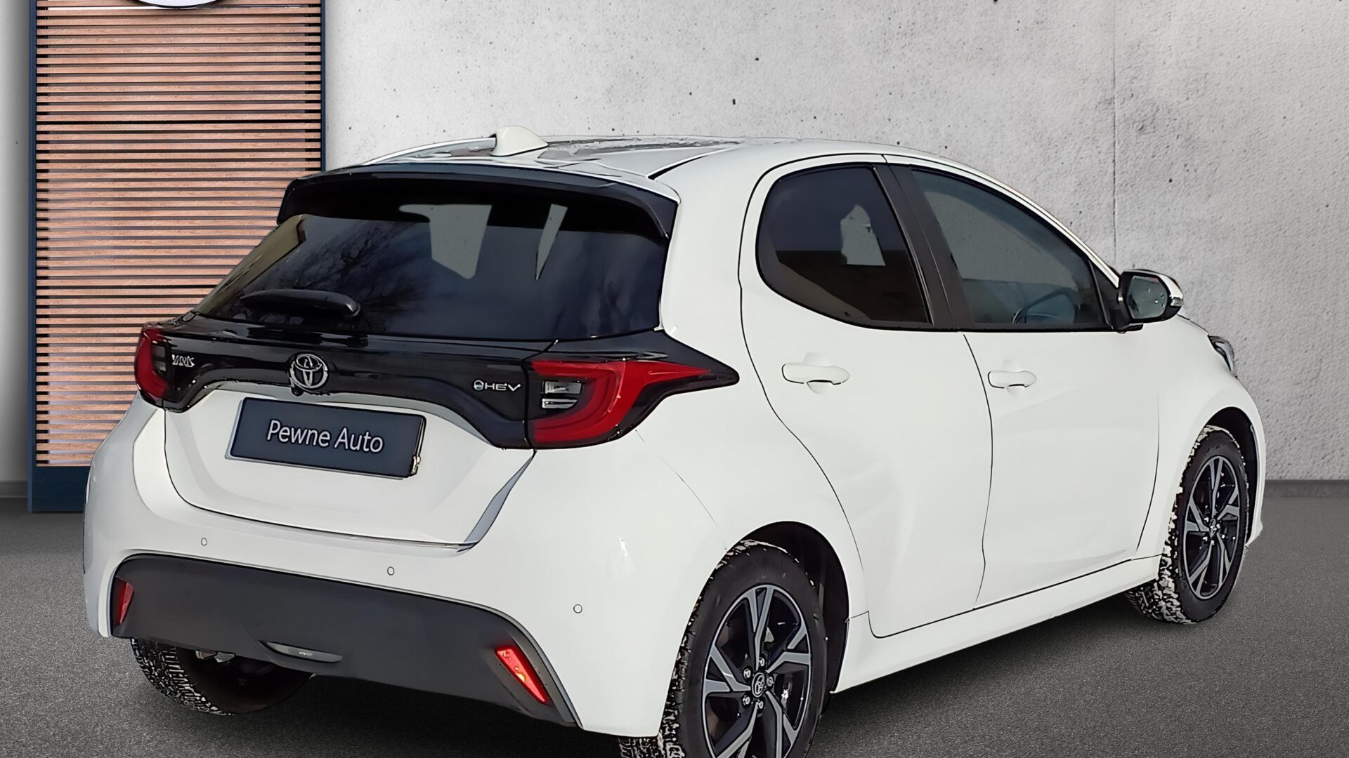 Toyota Yaris - zdjęcie 5