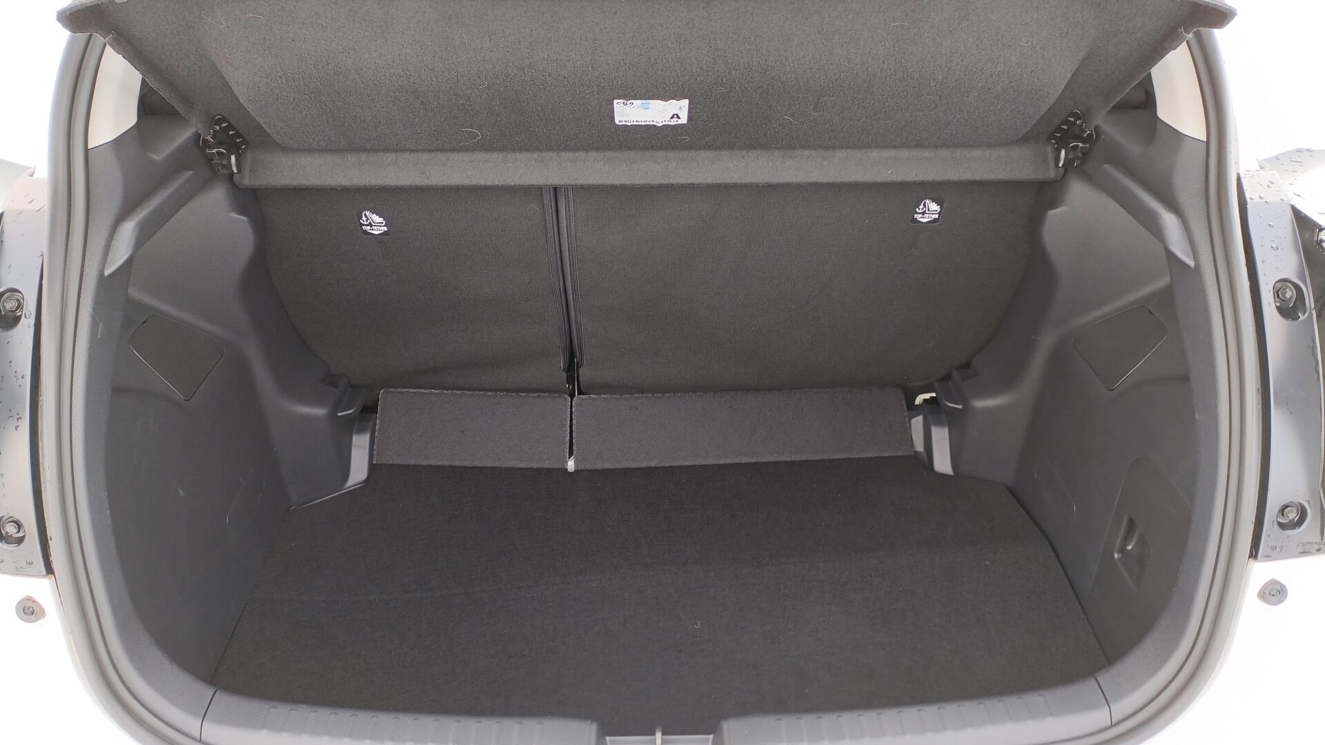 Toyota Yaris - zdjęcie 13