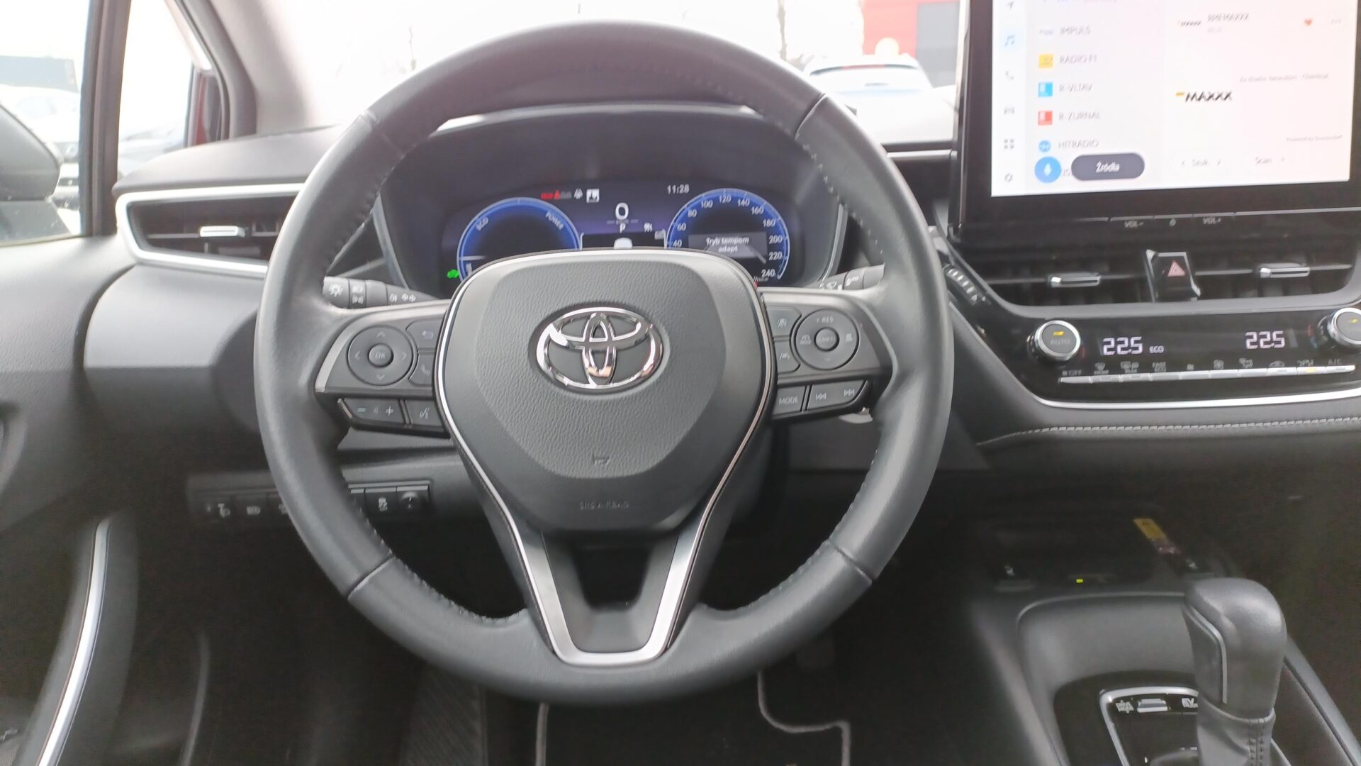 Toyota Corolla - zdjęcie 12