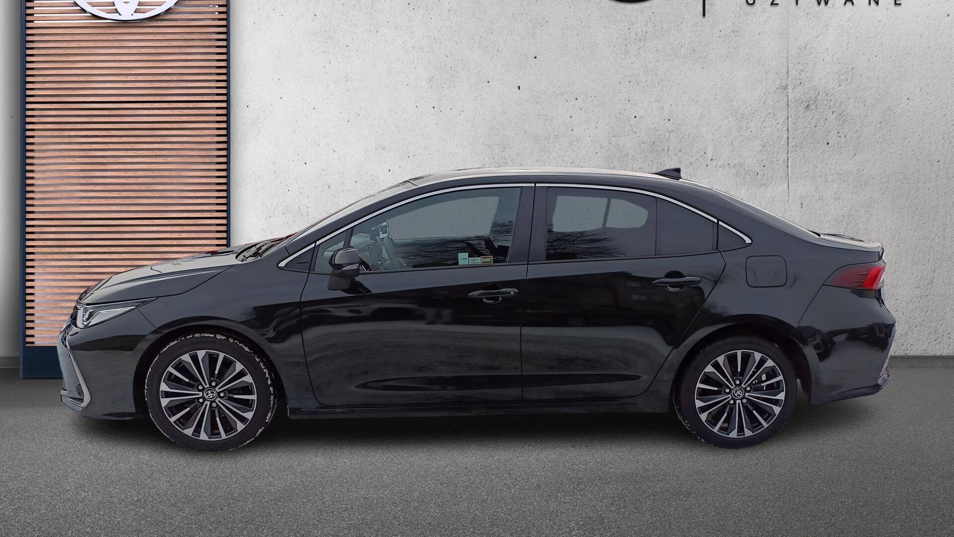 Toyota Corolla - zdjęcie 2