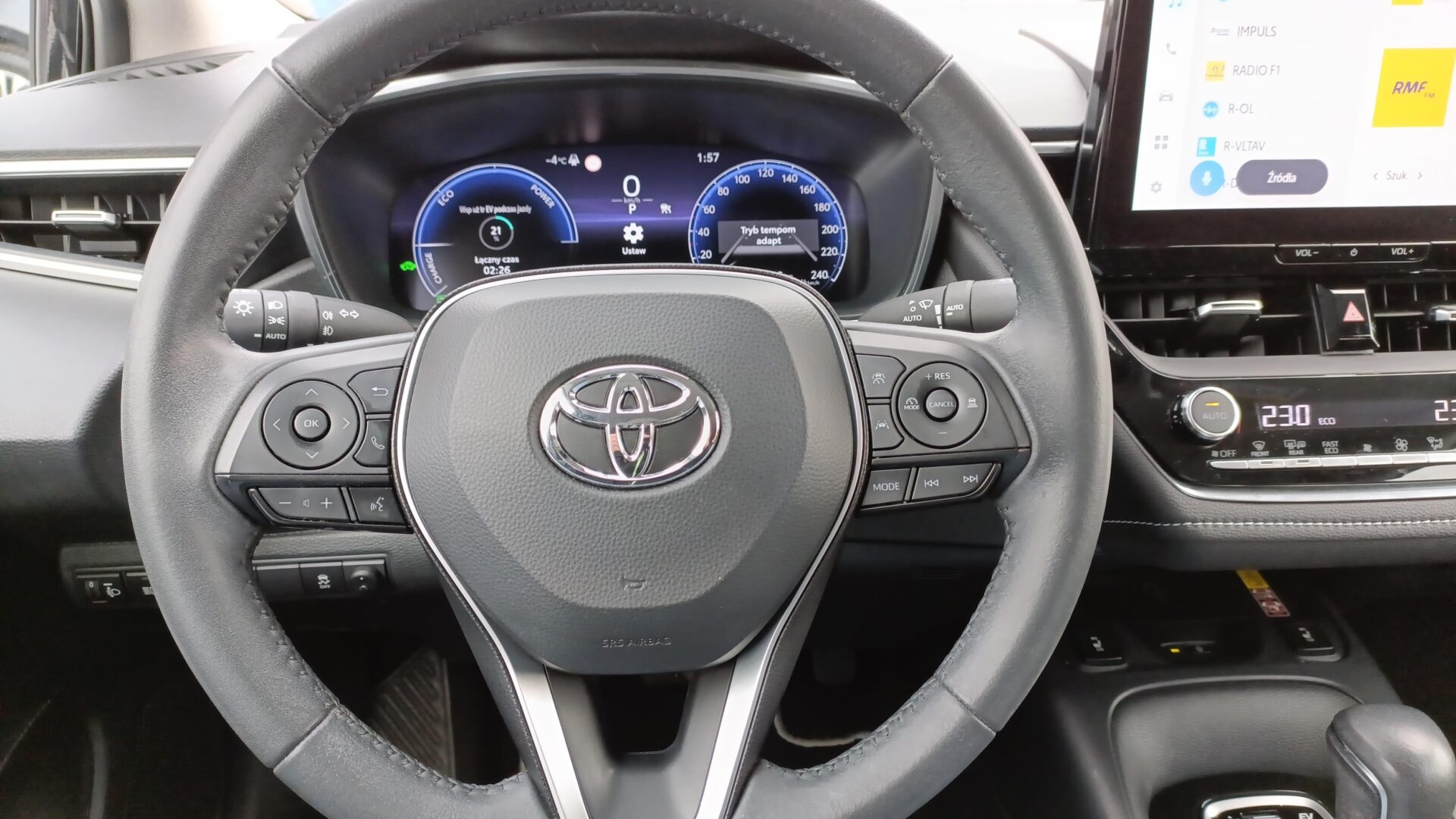 Toyota Corolla - zdjęcie 16