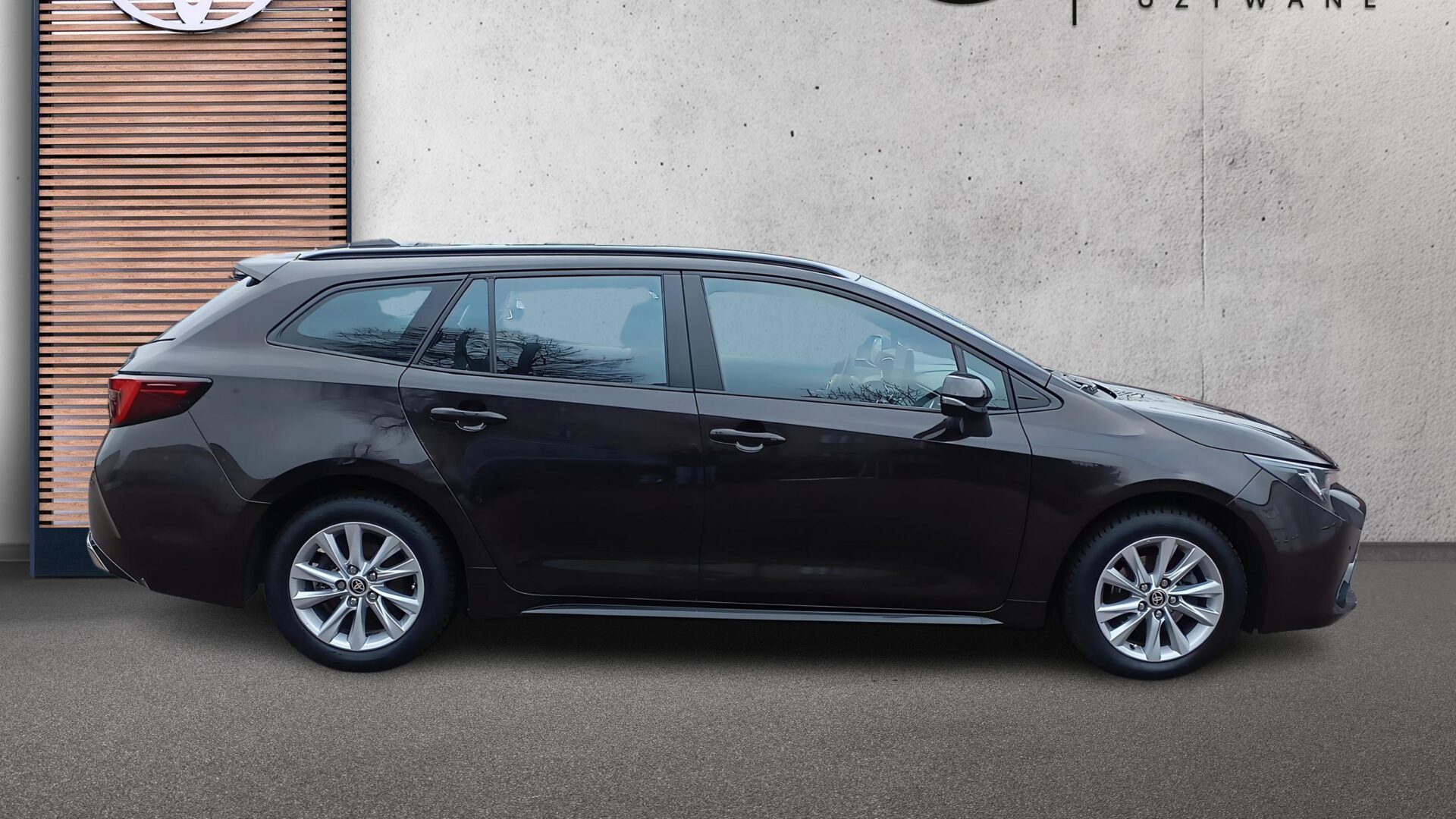 Toyota Corolla - zdjęcie 6