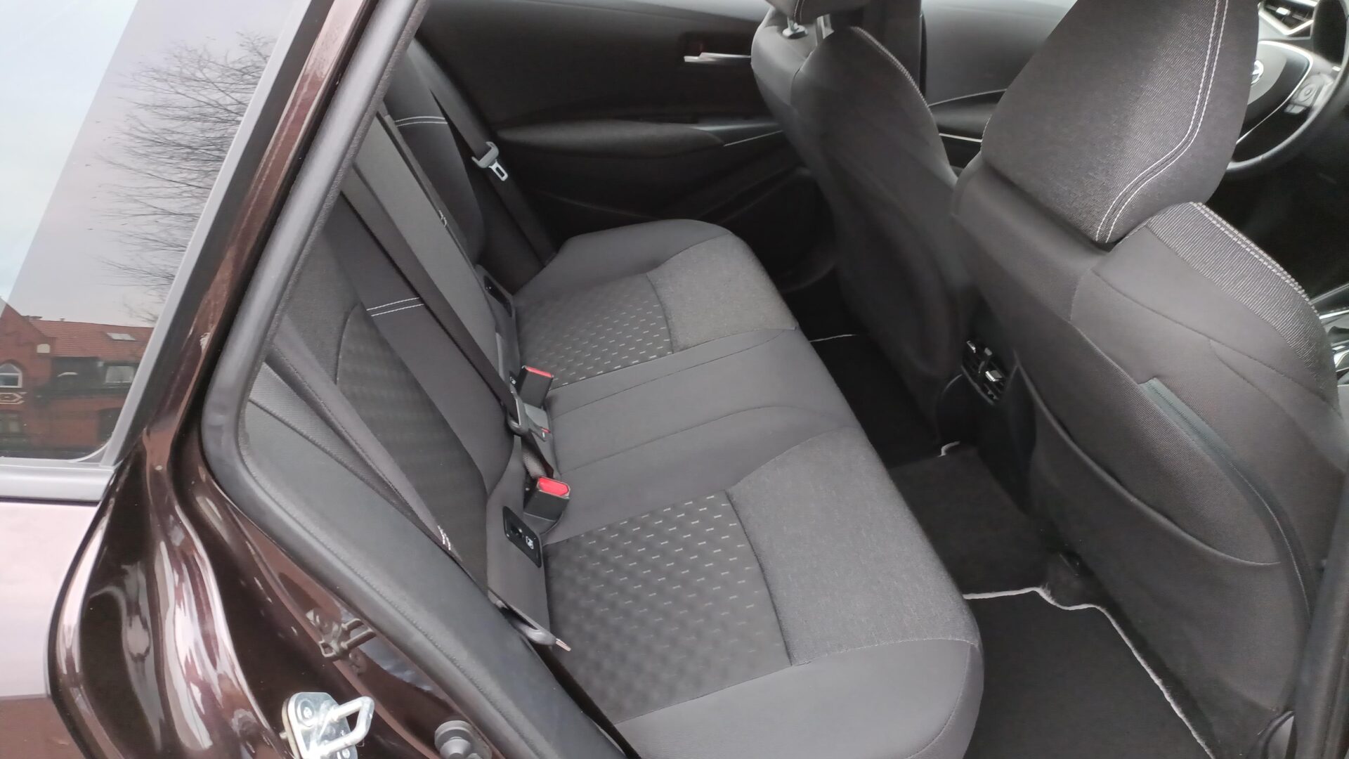 Toyota Corolla - zdjęcie 10